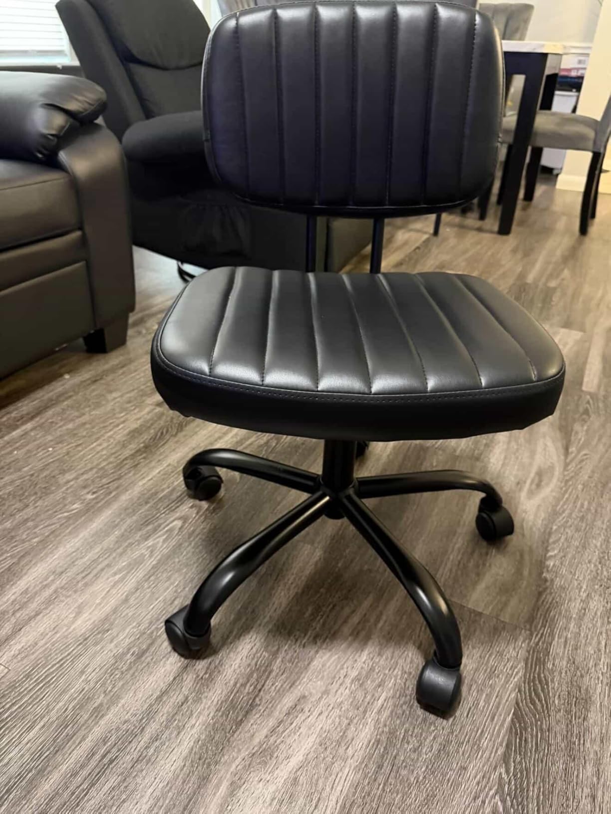 Sweetcrispy Small Office Desk Chair - Armless PU Leather with Comfy Lumbar Support, Height Adjustable Rolling Swivel Task for No Arms, for Adult, Student, Bedroom, Home, Vanity, Beige White customer photo 1