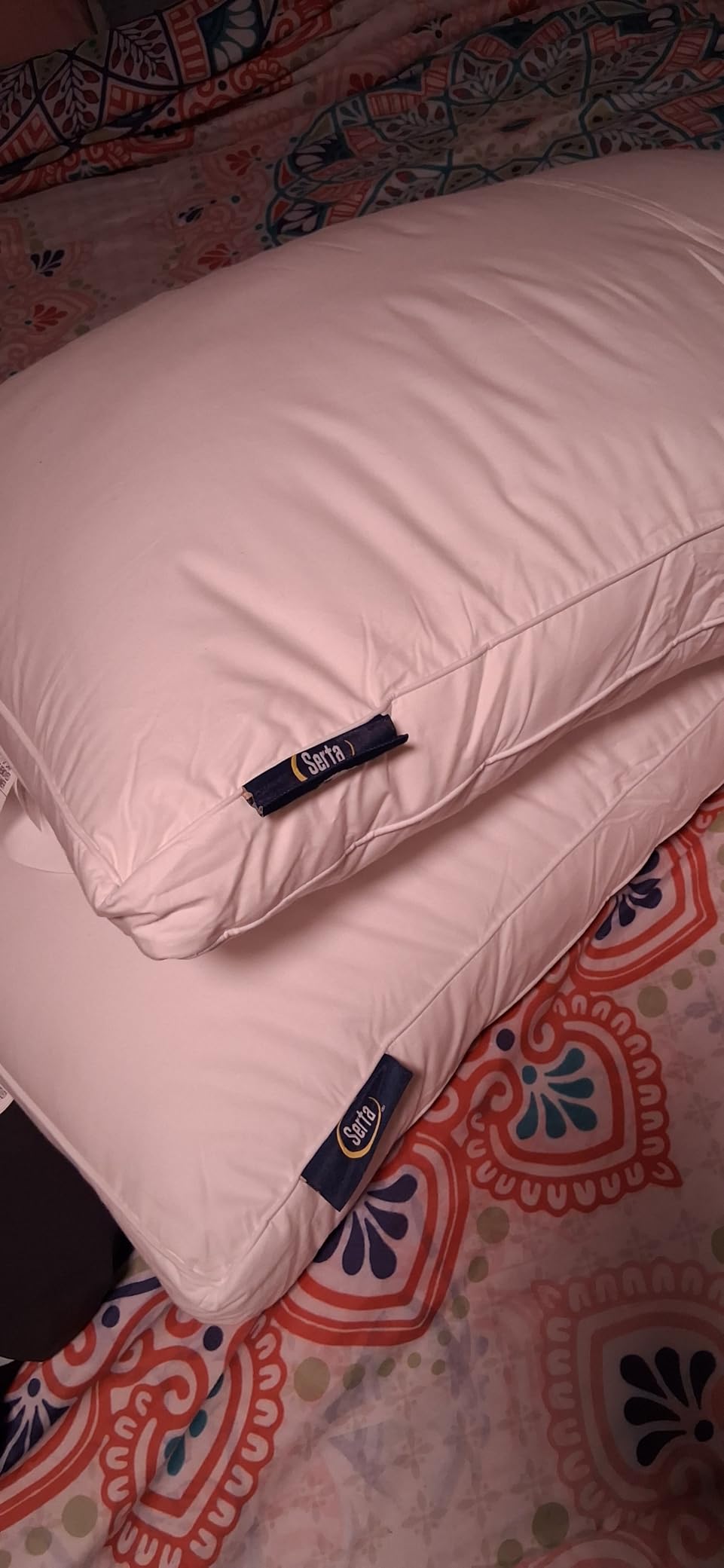 Serta Hotel Collection Pillows Queen Size Set of 2 White Goose Feather Down Fiber Gusseted 100% Cotton Pillow for Back, Stomach or Side Sleepers customer photo 2