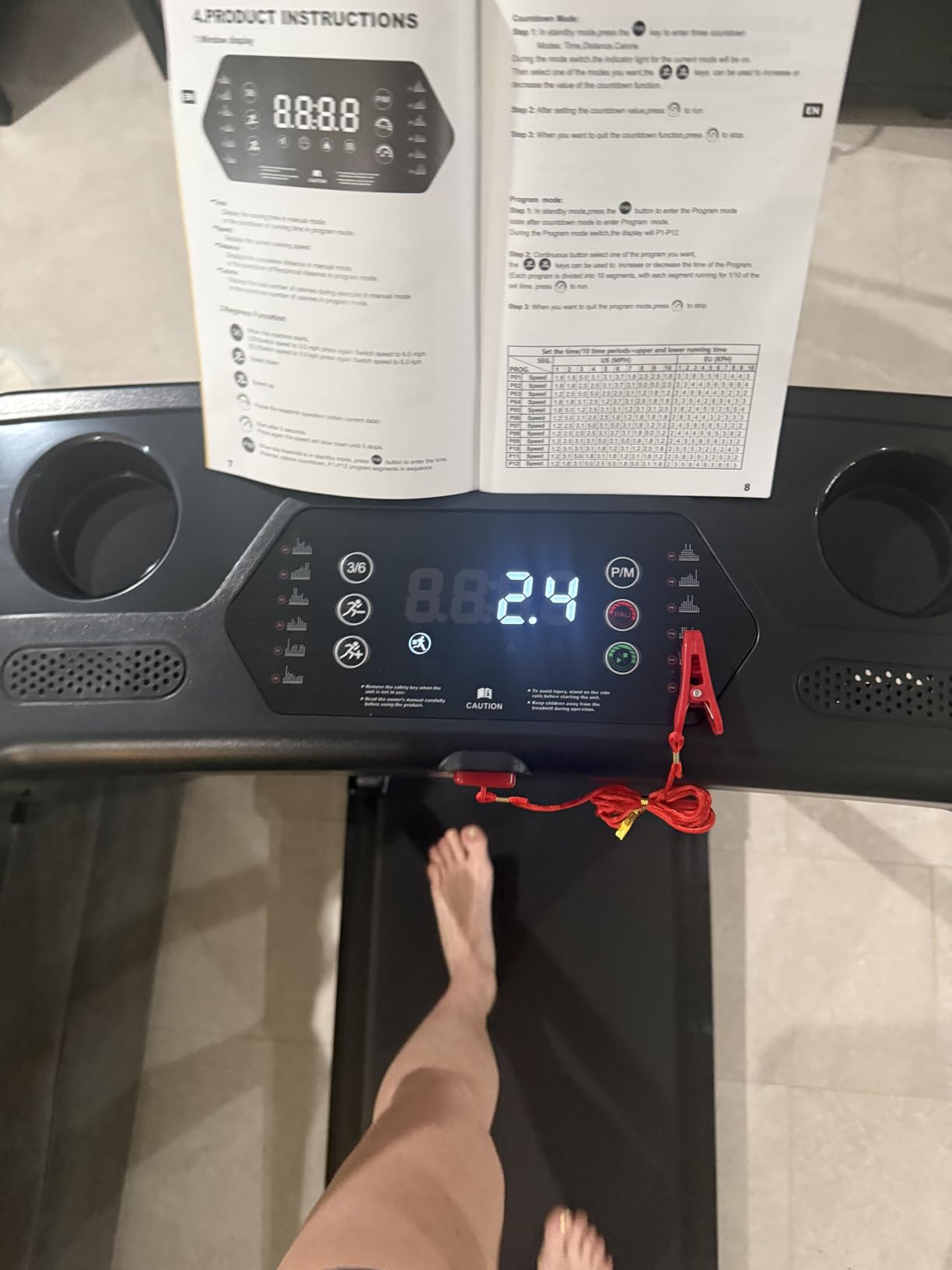 Aiteid Treadmill with Incline, 3.0HP Small Treadmills for Home, Portable Electric Treadmill with Handles, Lightweight Walking Pad customer photo 2