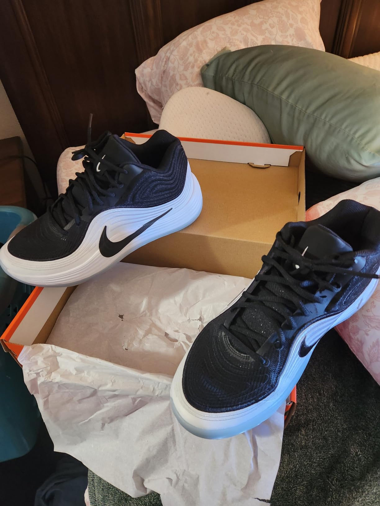 Nike Unisex Adult Precision 8 Mid Basketball Shoes customer photo 2