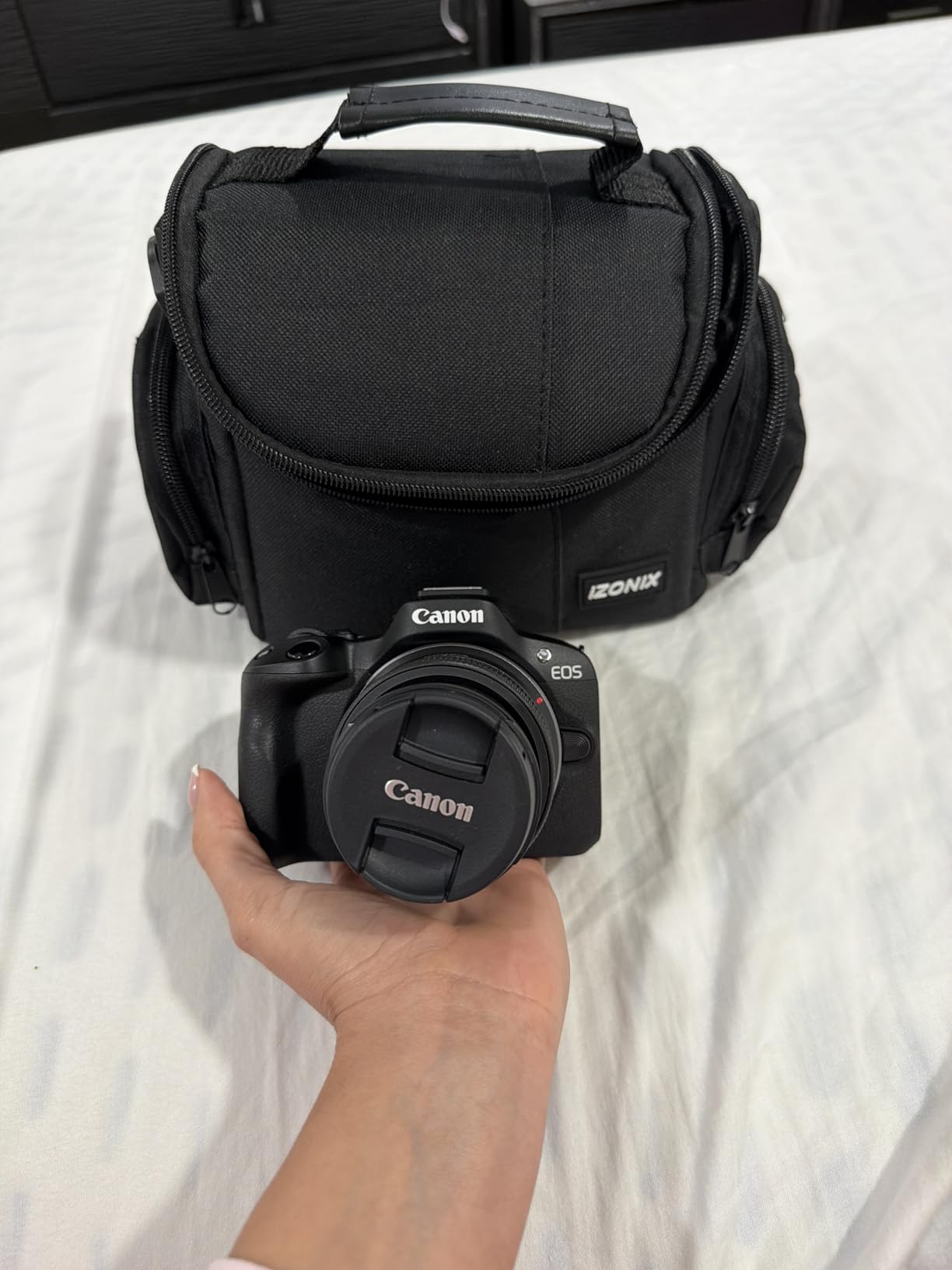 Canon EOS R50 Mirrorless Camera with 18-45mm & 55-210mm RF-S Lenses | 24.2MP APS-C Sensor, Dual Pixel CMOS AF, 4K Video | Compact Hybrid Camera Kit customer photo 1