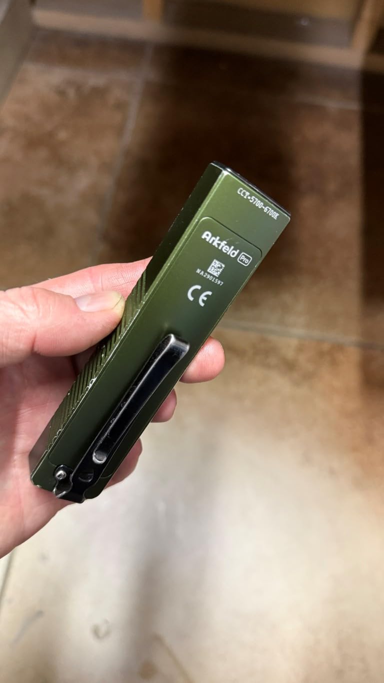 OLIGHT ArkPro EDC Flat Flashlight Rechargeable with Green Beam, UV and White LED, 1500 Lumens USB-C Pocket Camping Flashlight customer photo 2