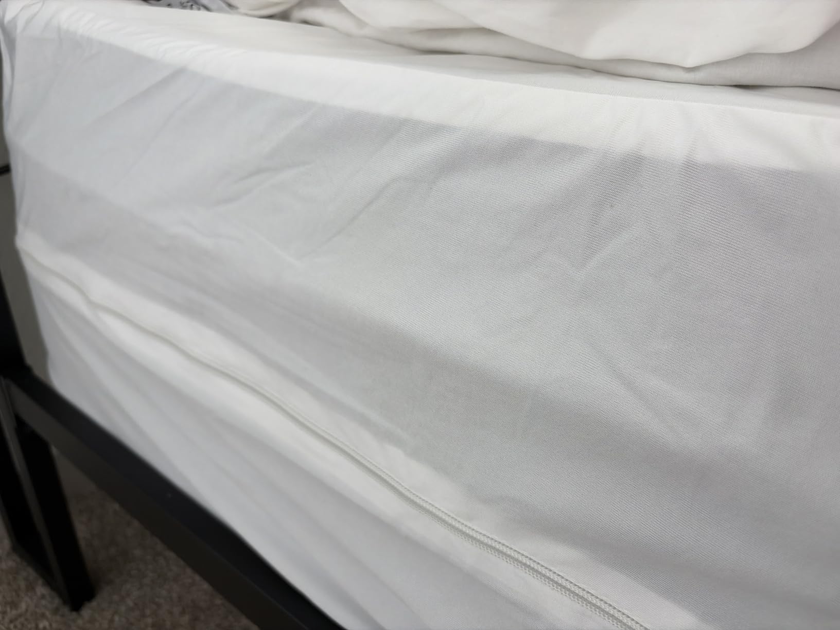 Extra Firm Queen Mattress 12 Inch- Firm Hybrid Mattresses in a Box with Individual Pocket Spring for Motion-Isolation & Pain Relief-Fiberglass Free Bed with 365 Night Trial, CertiPUR-US Certified customer photo 1