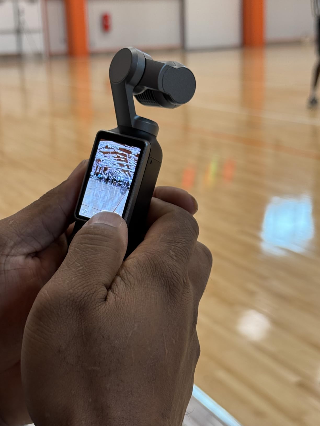 Xtra Muse Vlogging Camera with 1'' CMOS & 4K/120fps Videos, Pocket Camera with 3-Axis Gimbal Stabilizer, Fast Focusing, Face/Object Tracking customer photo 1