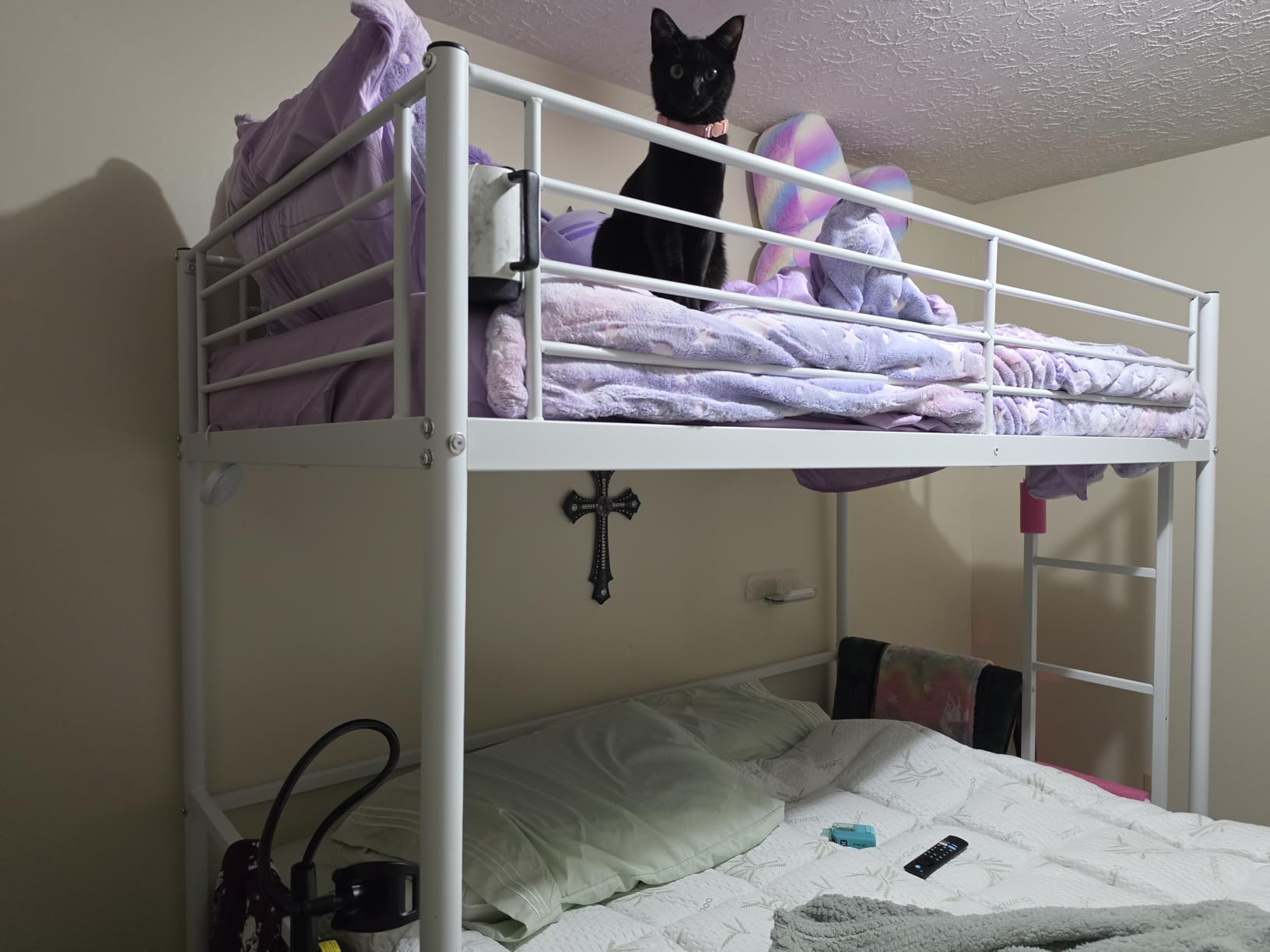 VECELO Loft Bed Twin Size, Metal Bedframe with Removable Ladder and Safety Guardrail, No Box Spring Needed, Space Saving, Noise Free, Light Pink customer photo 2