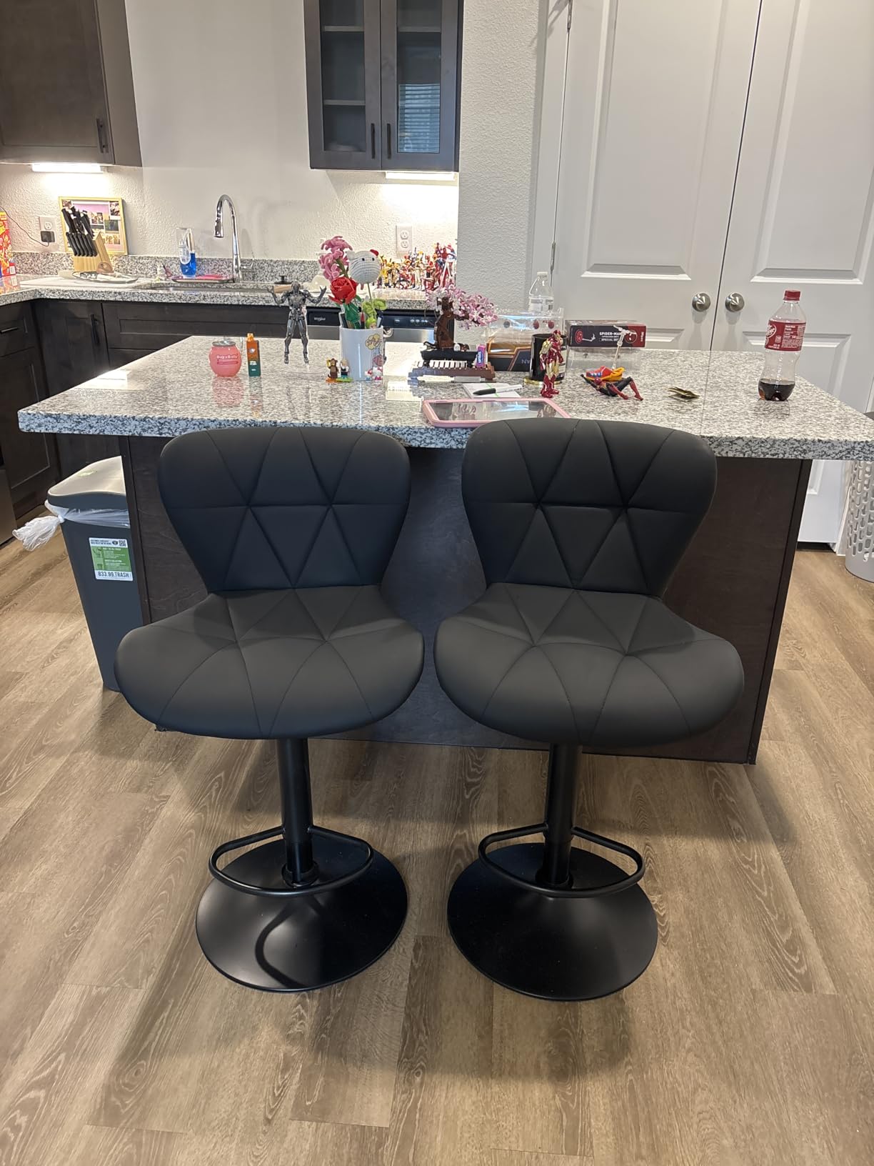 Sweetcrispy Modern Bar Stools Set of 4, Adjustable Faux Leather Upholstered Swivel Bar Stools, Counter Height Bar Chairs with Back for Kitchen Island, Black customer photo 1