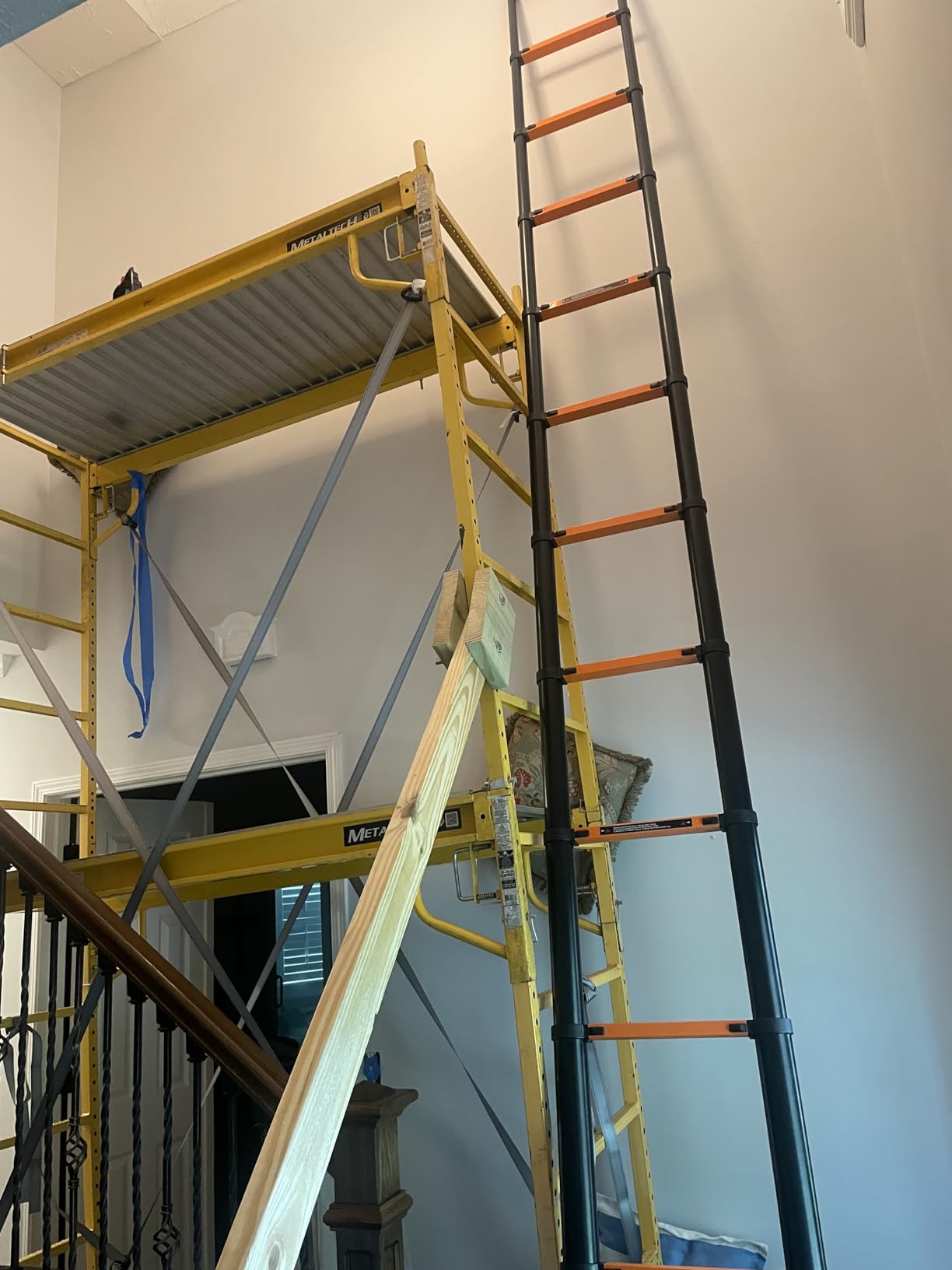 SINMEIRUN Telescoping Ladder, 16.5 FT, A Frame, Aluminum Extension Ladder, 330 lbs Capacity, Collapsible Multi-Purpose Ladder customer photo 1