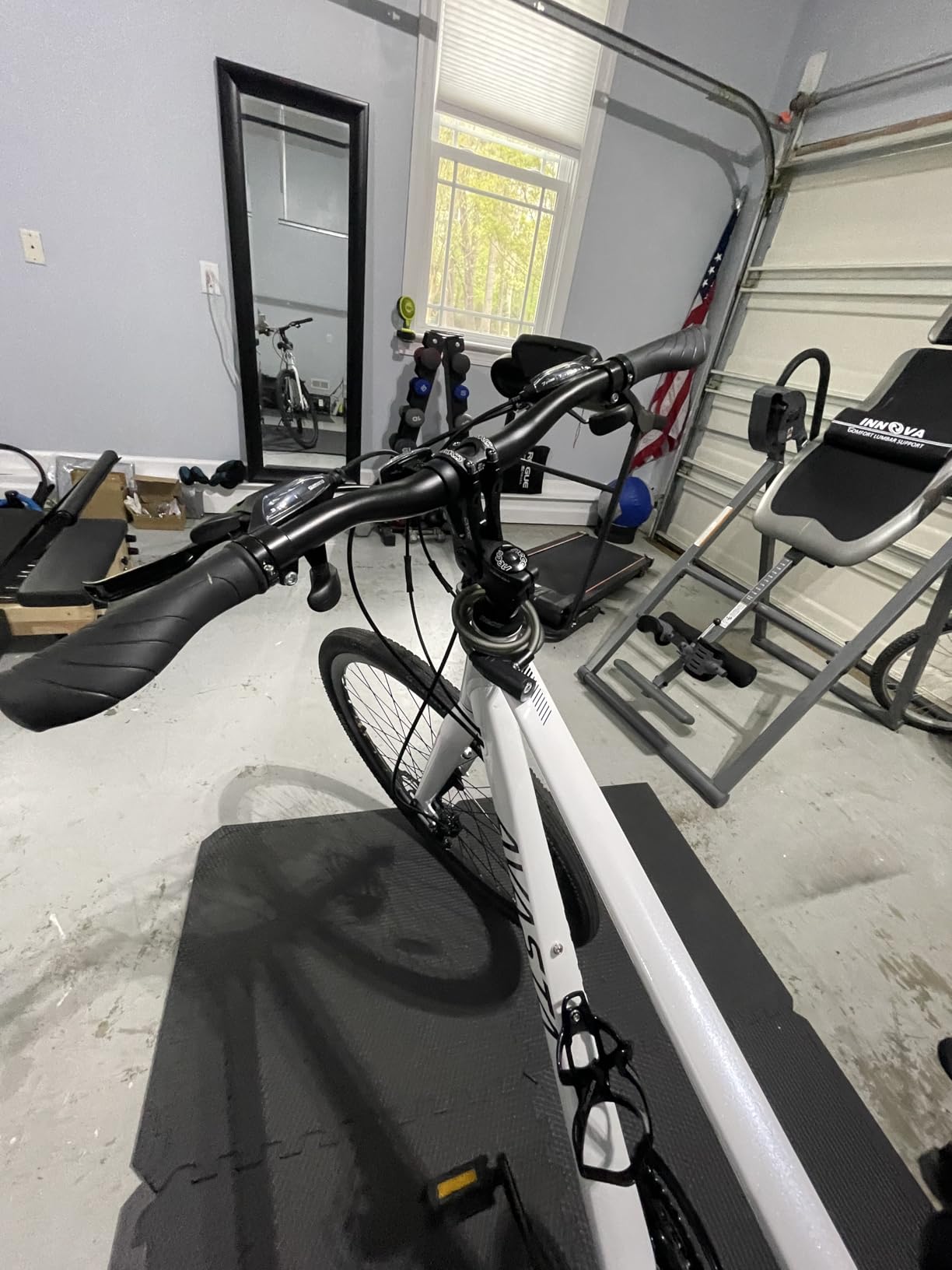 AVASTA Jupiter 700C Road Adult Step-Over Hybrid Cycling Bike Bicycle, Aluminum Frame, 21-Speed, Dual Disc Brakes customer photo 1