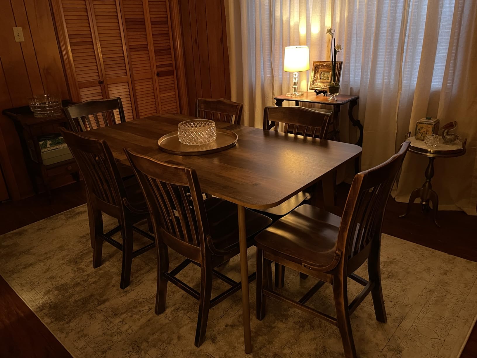 VASAGLE Dining Table for 4-6 People, Modern Farmhouse Dining Room Table, Quick Assembly, Heat-Resistant Tabletop, 55.1 x 29.5 x 29.5 Inches, for Kitchen, Natural Walnut and Ink Black customer photo 1