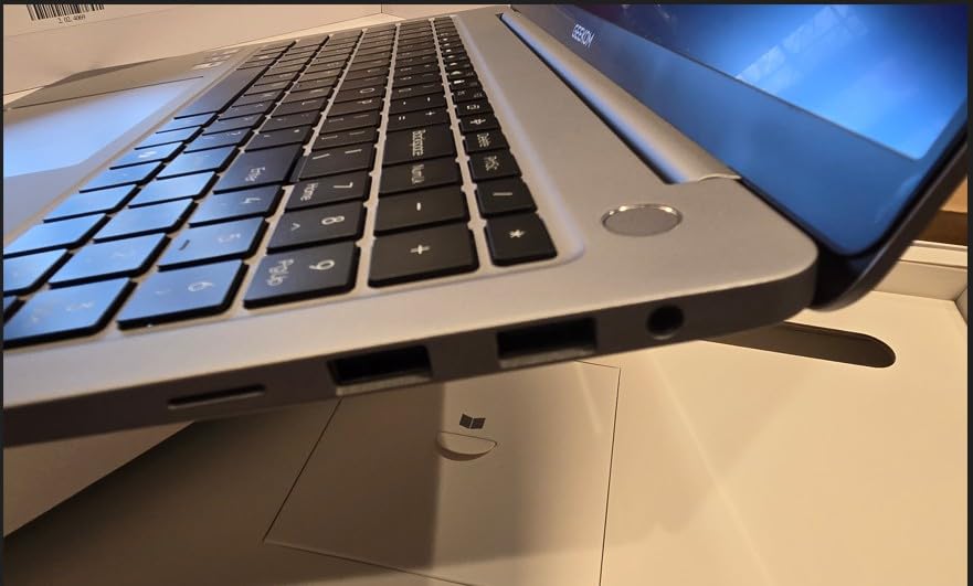 GEEKOM GeekBook X16 Pro 2.8 lbs Laptop, 16