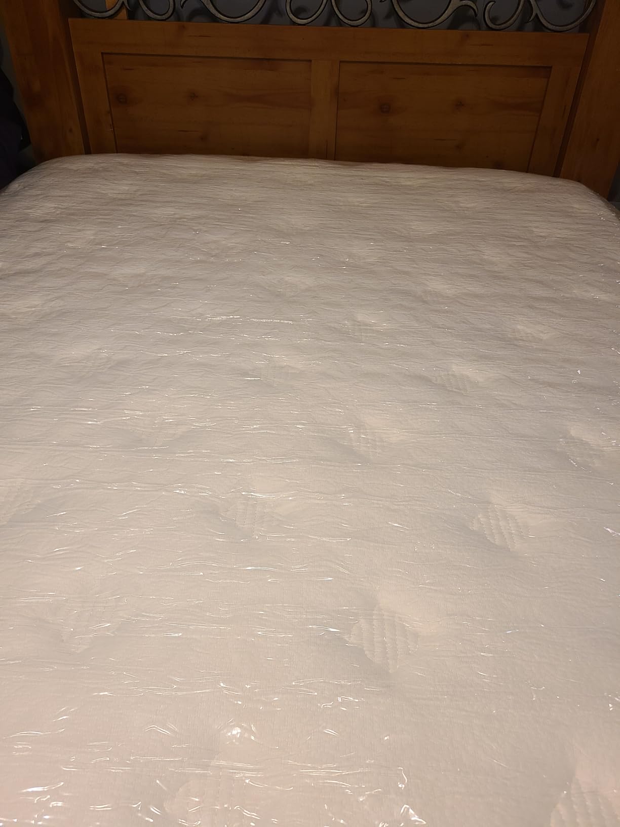 Queen Size Mattress (High-End Upgraded) Hotel-Level Luxury 12 Inch Hybrid Queen Mattress in A Box, Cooling-Gel Memory Foam & Pocket Springs,Back Pain,Extra Edge Support,365-Night Trial,Medium Firm customer photo 1