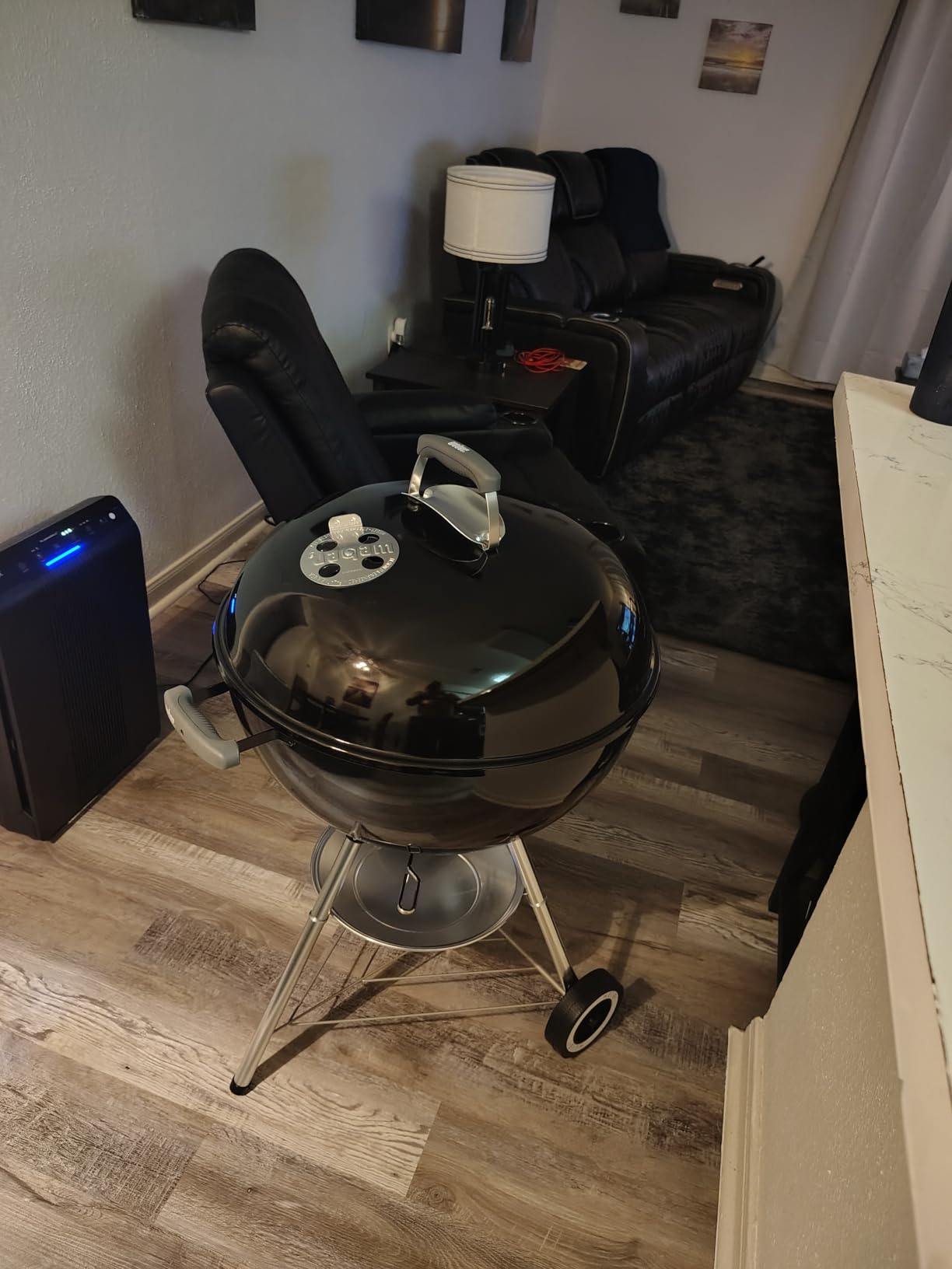 Weber Original Kettle Charcoal Grill, 22-Inch, Black - Classic Outdoor BBQ Grill with One-Touch™ Cleaning System & Precise Temperature Control Dampers customer photo 2