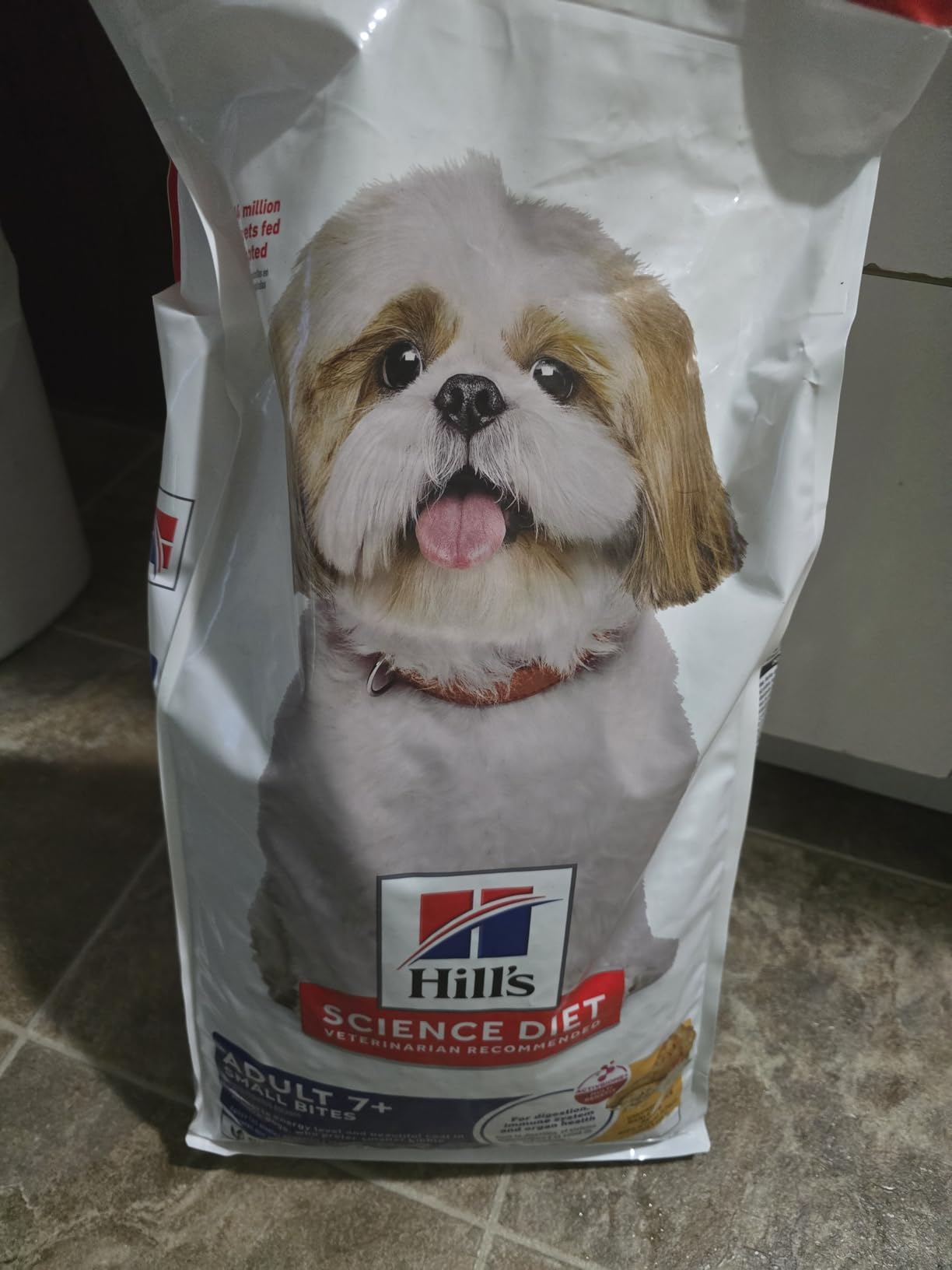 Hill's Science Diet Adult 7+ Small Bites Dry Dog Food, Chicken Meal, Barley, & Rice, 5 lb. Bag customer photo 2