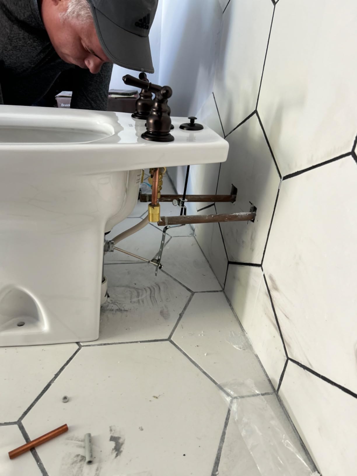 TOTO BT500B#03 Piedmont Vertical Spray Bidet, Bone customer photo 1