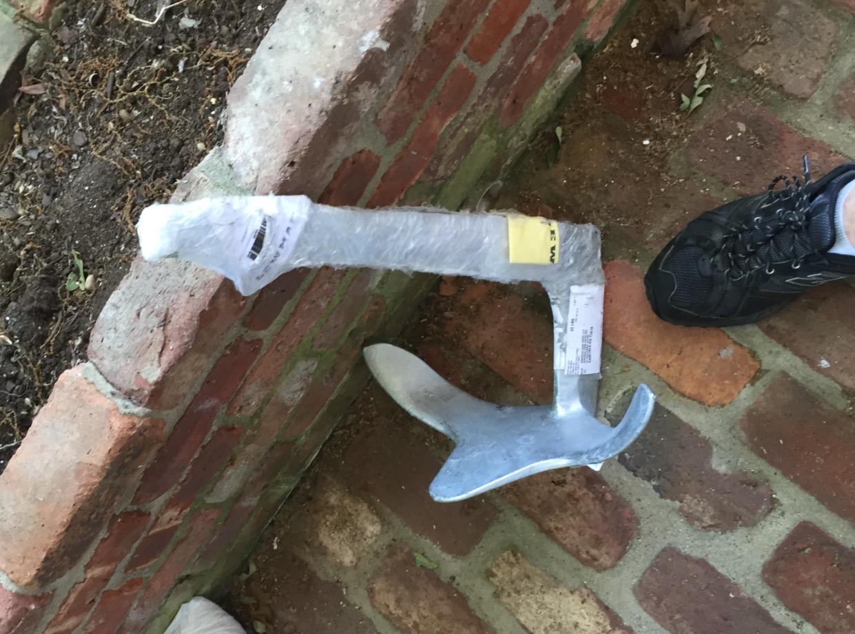 Lewmar Claw Anchor customer photo 2