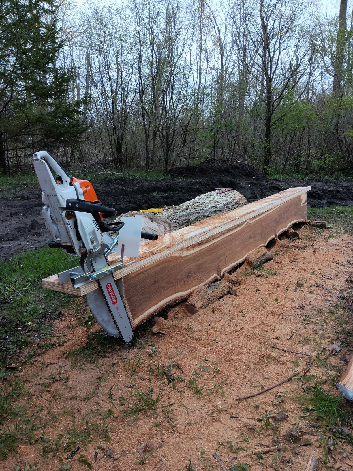 Granberg Portable Chainsaw Edging Sawmill, G555B - 24 Inch Alaskan Mini Mill, Premium Timber Log Cutting Attachment Machine customer photo 1