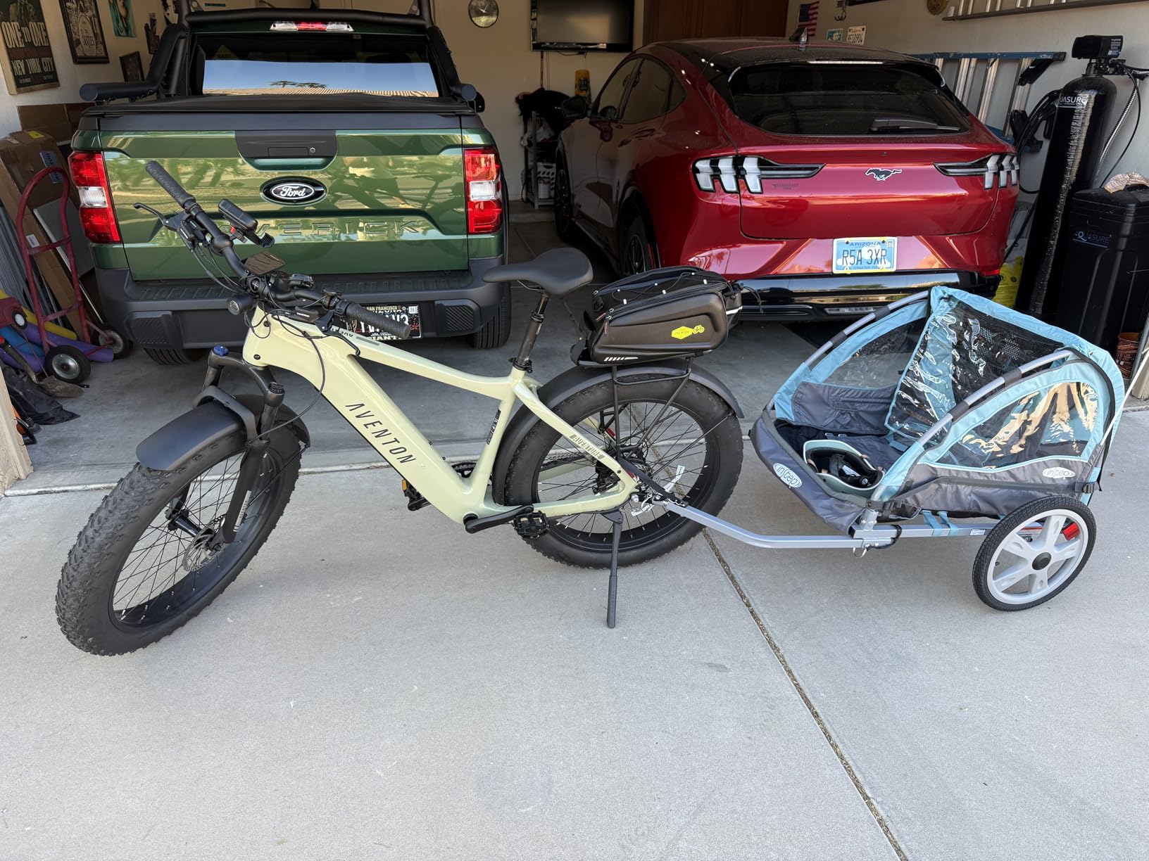 InStep Take 2 Kids Bike Trailer, Double Seat, Universal Coupler, Folding Frame, Quick-Release Wheels, Canopy with Bug Screen and Weather Shield customer photo 2