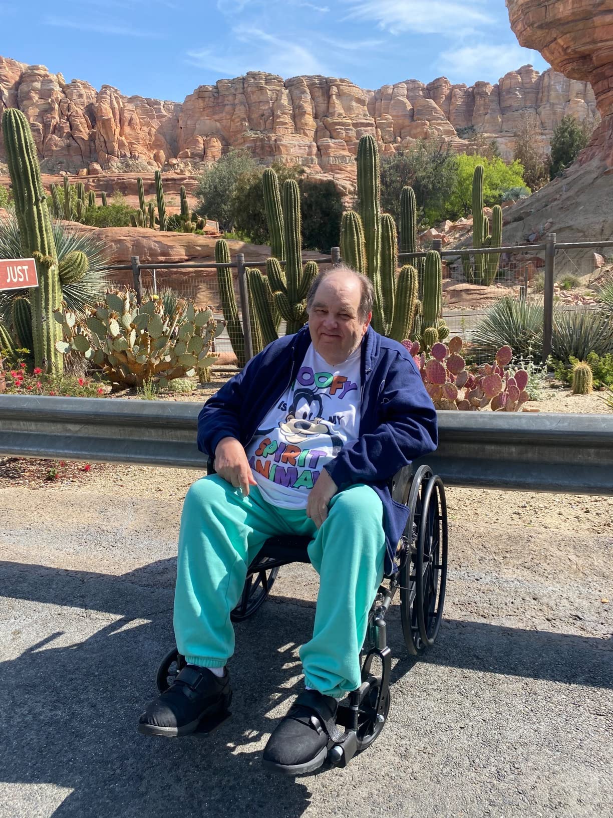 Drive Medical Cruiser III Lightweight Wheelchair - Enhanced Mobility Support - Adjustable Seat & Arm Options - Durable Carbon Steel Construction - Smooth-Rolling Mag Wheels - 20 Inch Seat customer photo 1