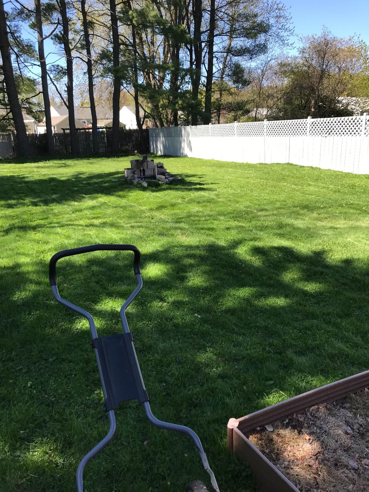 Fiskars Push Mower - 17