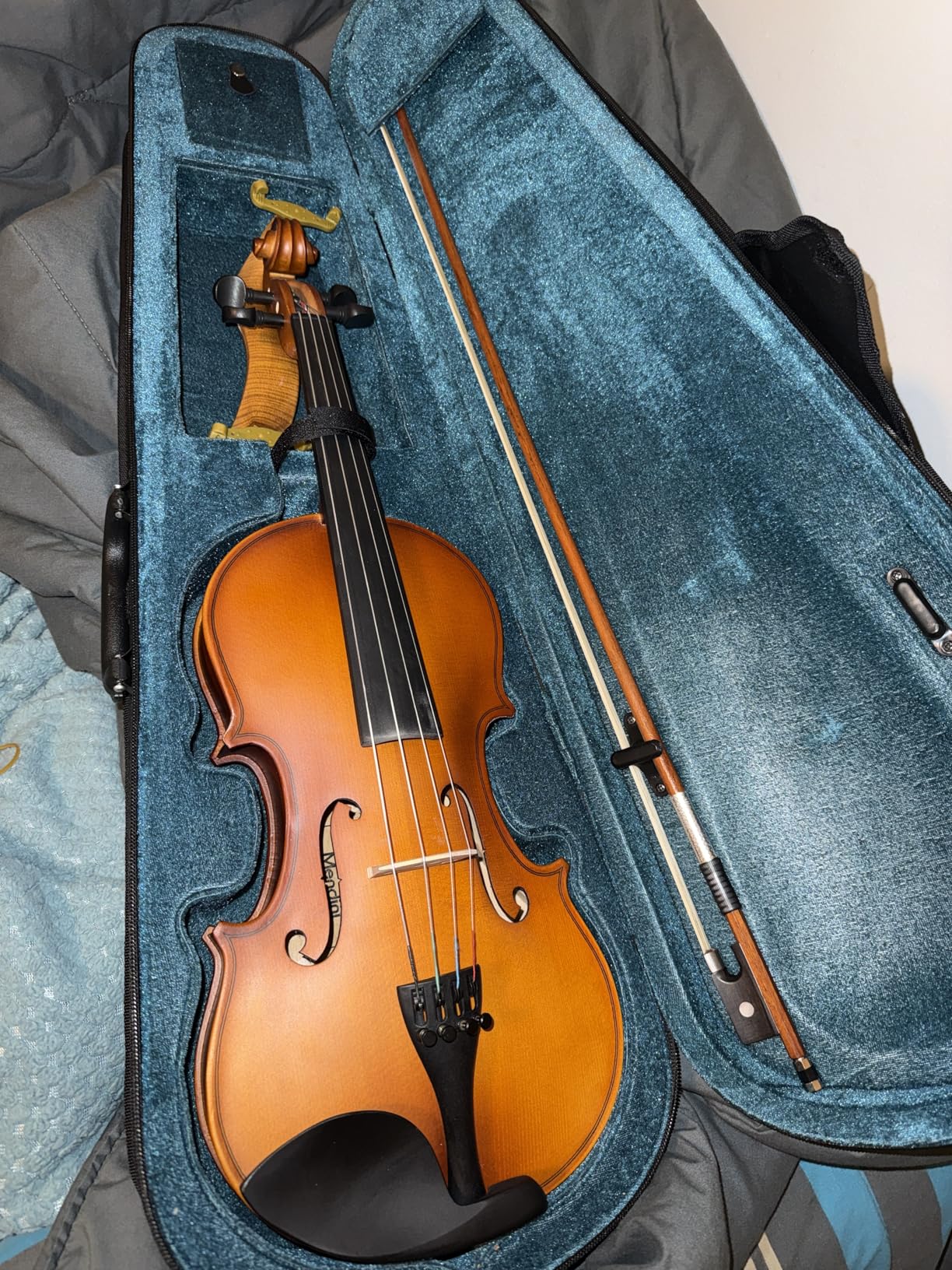 Mendini by Cecilio 16-Inch Solid Wood Viola Set for Beginners - Hand Carved Acoustic Viola Kit with Hard Case, Bow, Rosin, Bridge and Extra Strings (Natural Varnish) customer photo 1