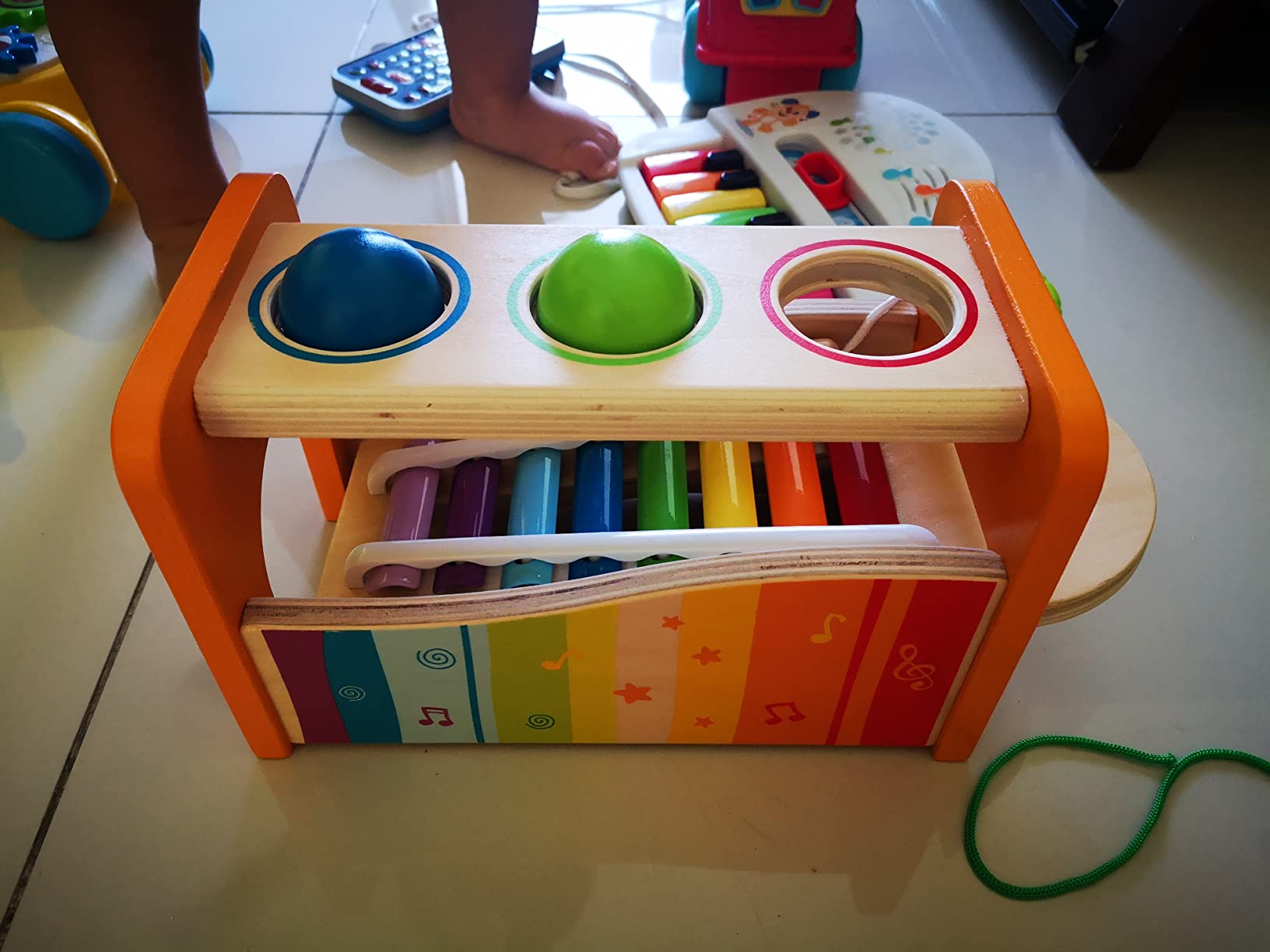 Hape Pound & Tap Bench with Slide Out Xylophone - Award Winning Durable Wooden Musical Pounding Toy for Toddlers customer photo 2
