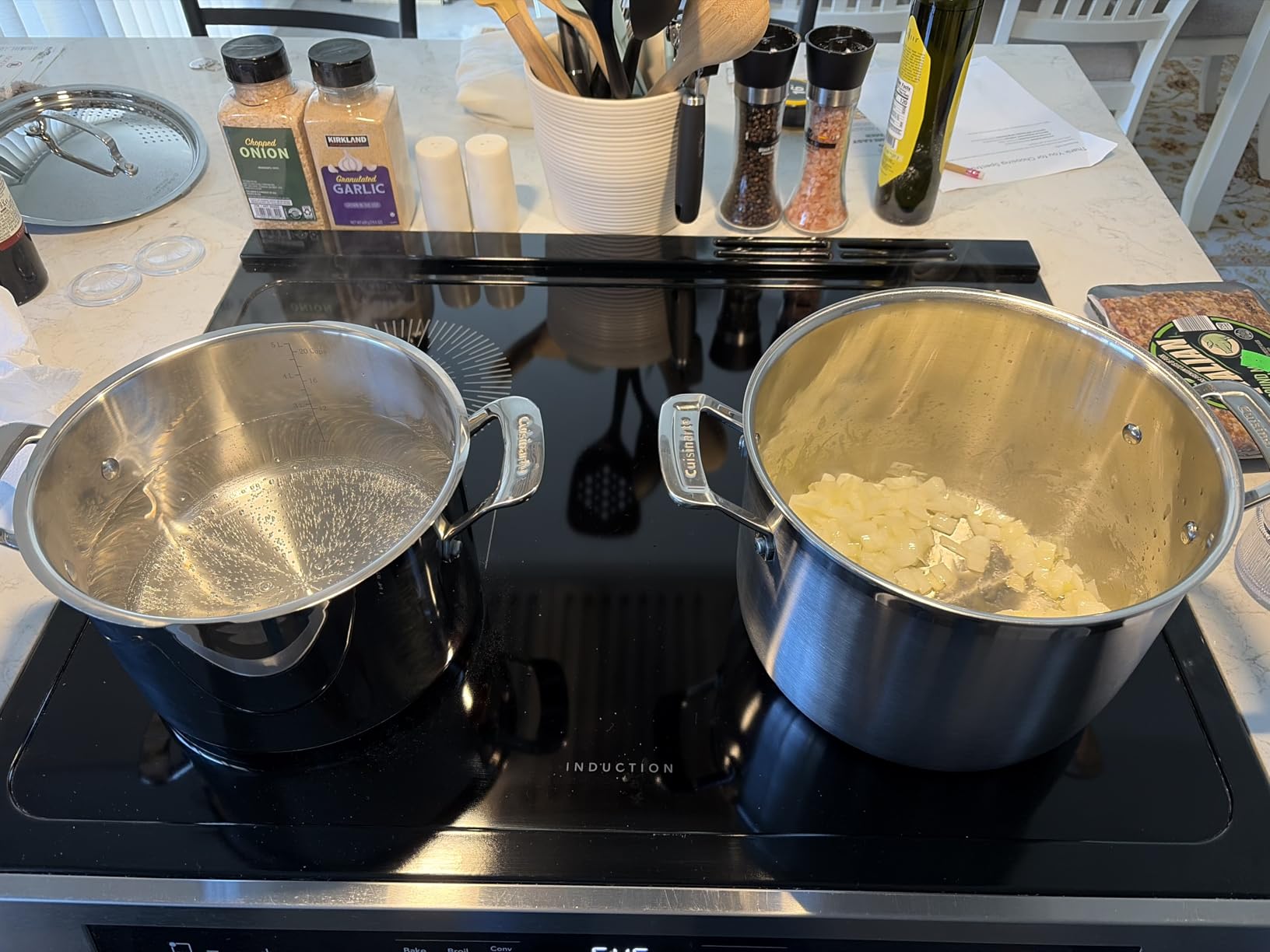 Cuisinart 12-Piece MultiClad Pro Triple Ply Stainless Steel Pots and Pans Set, Cookware Set Compatible with Induction, Electric, Gas Cooktops, Cool Grip Handles, Oven Safe to 500 F, Silver customer photo 1