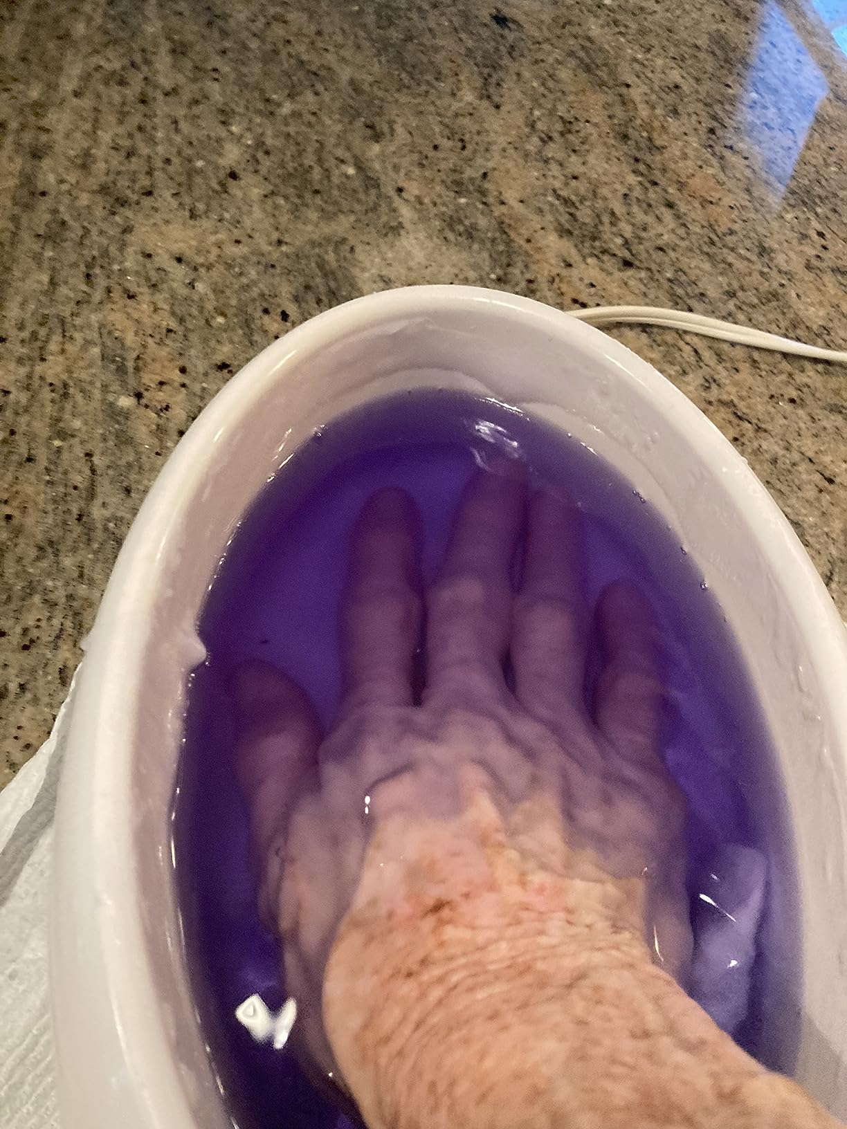 True Glow by Conair Paraffin Wax Machine for Hand and Feet - Paraffin Bath for Hands - Includes 1lb. Moisturizing Paraffin Wax customer photo 2