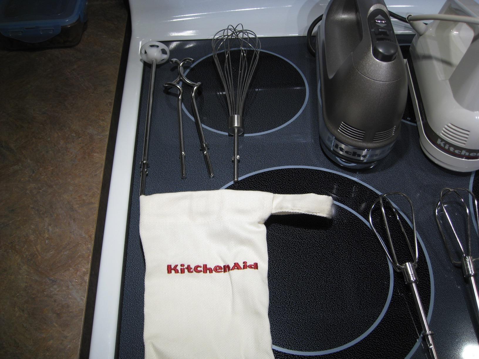 KitchenAid 9-Speed Hand Mixer - KHM926, Onyx Black customer photo 1