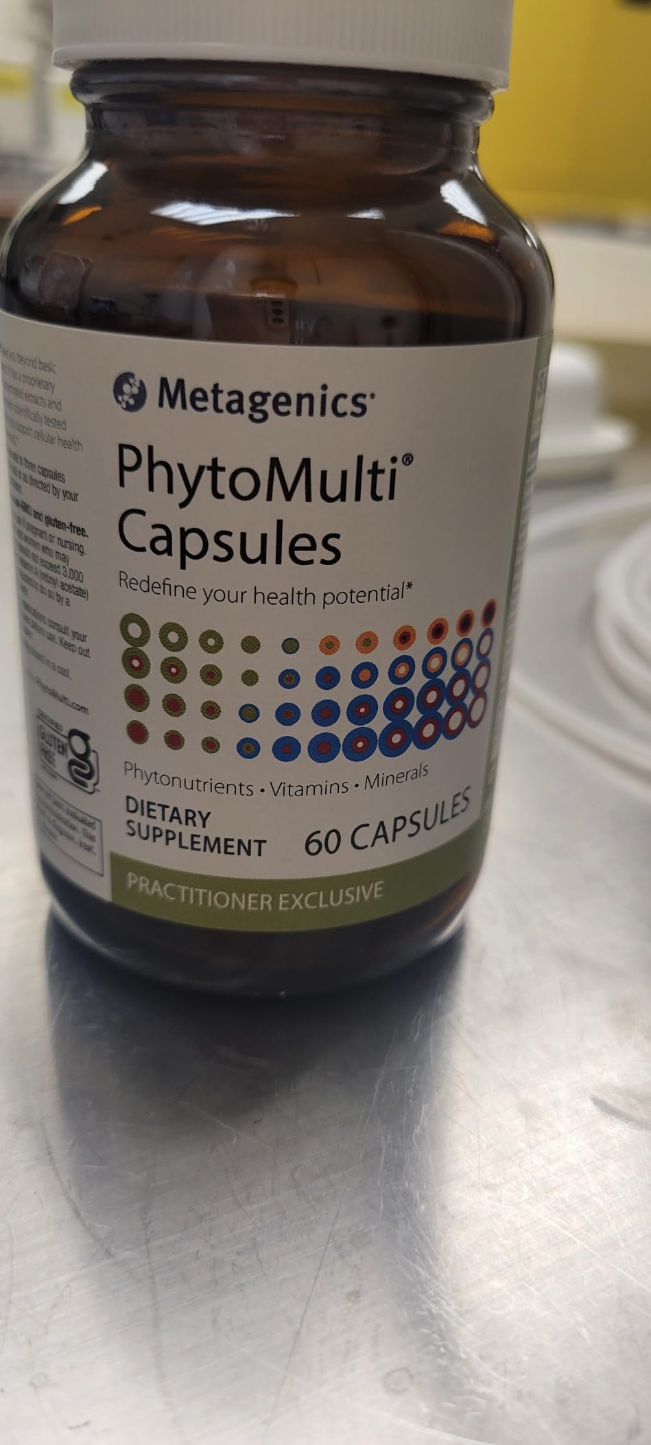 Metagenics PhytoMulti Multivitamin - 20+ Essential Vitamins & Minerals with Phytonutrients - Supports Healthy Aging, Cellular Health, Energy & Immune Function - Non-GMO & Gluten-Free - 60 Capsules customer photo 1