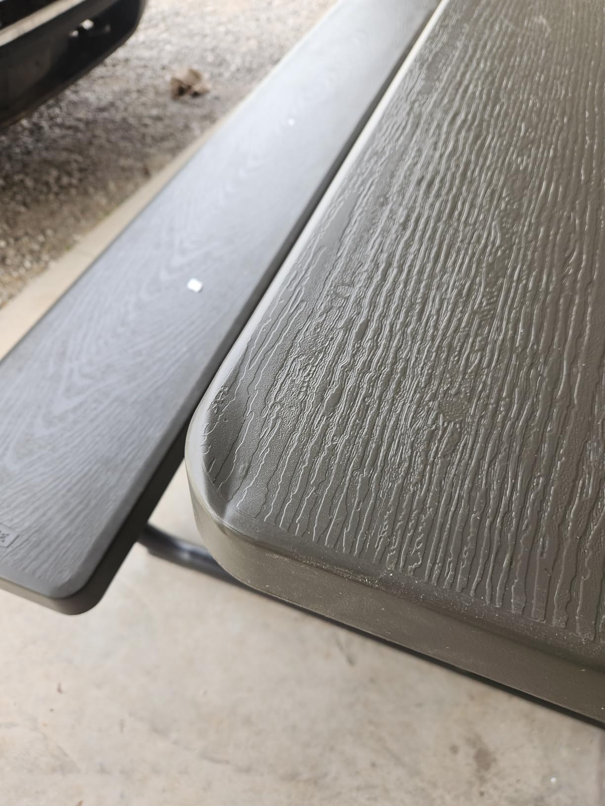 Lifetime 60105 Wood Grain Picnic Table and Benches, 6 Feet customer photo 1