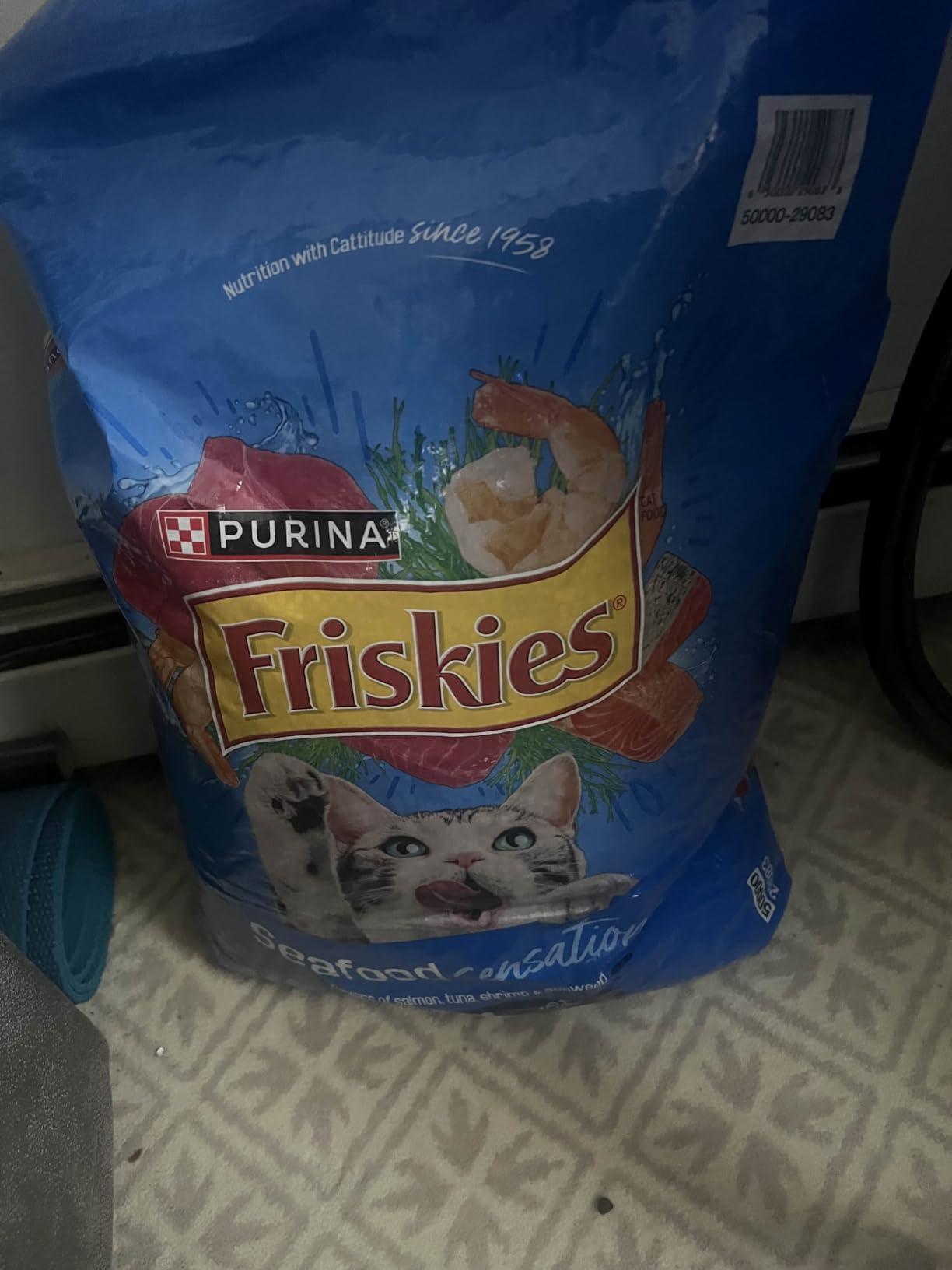 Purina Friskies Dry Cat Food Seafood Sensations With Salmon, Tuna, and Shrimp Flavors - 22 lb. Bag customer photo 2