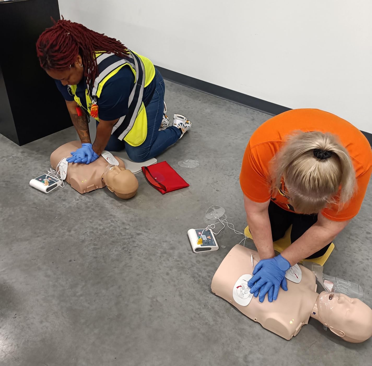 WNL Products WL120ES10 Practi-Trainer Essentials AED Training Kit - Base Model with Reusable Pads - for CPR & AED Training Use Only customer photo 1