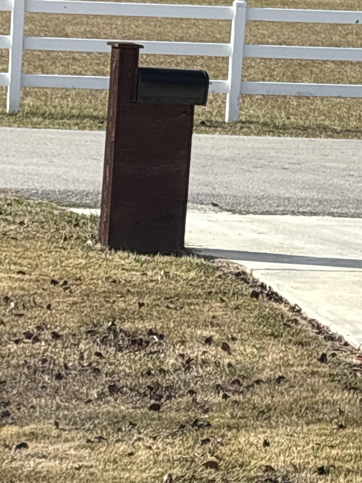 Architectural Mailboxes Chadwick Galvanized Steel Post Mount Mailbox, 8950B-10, Black, Medium Capacity customer photo 2