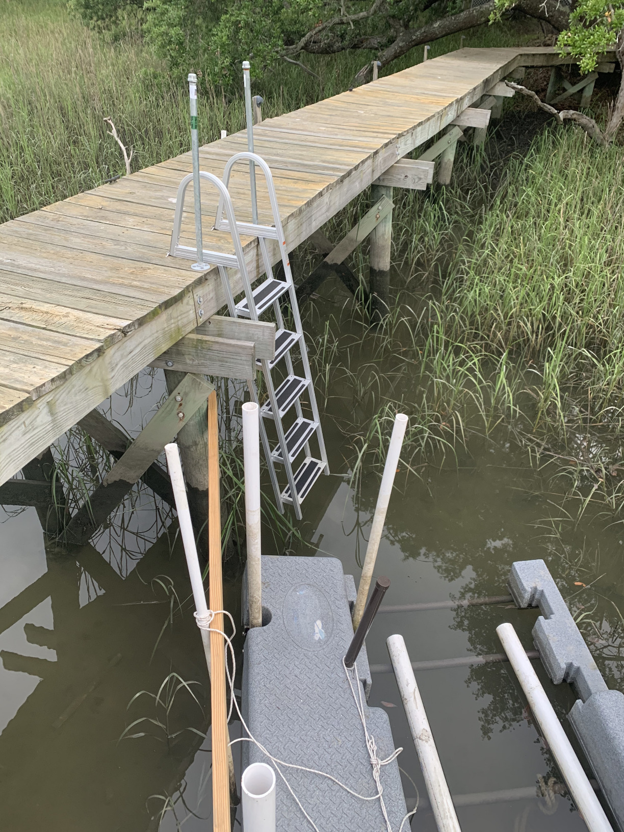 RecPro Marine Pontoon Boat Dock Heavy Duty Aluminum Removable Boarding Ladder (3-Step) customer photo 2