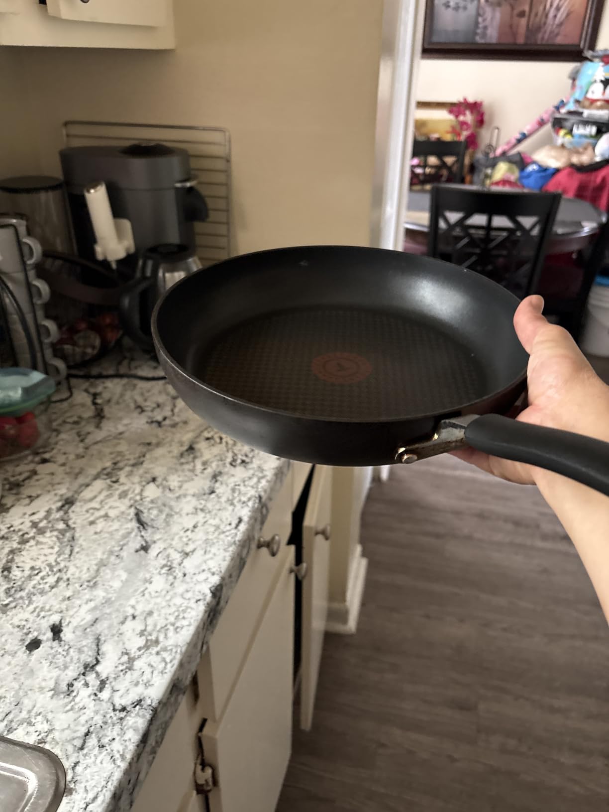 Calphalon Ultimate Hard Anodized Nonstick Pots and Pans Set 14 Piece, Oven Broiler Safe 400F, Kitchen Cooking Set w/Fry Pans, Saucepans, Griddle, Dutch Oven, Dishwasher Safe, Cookware, Onyx customer photo 2