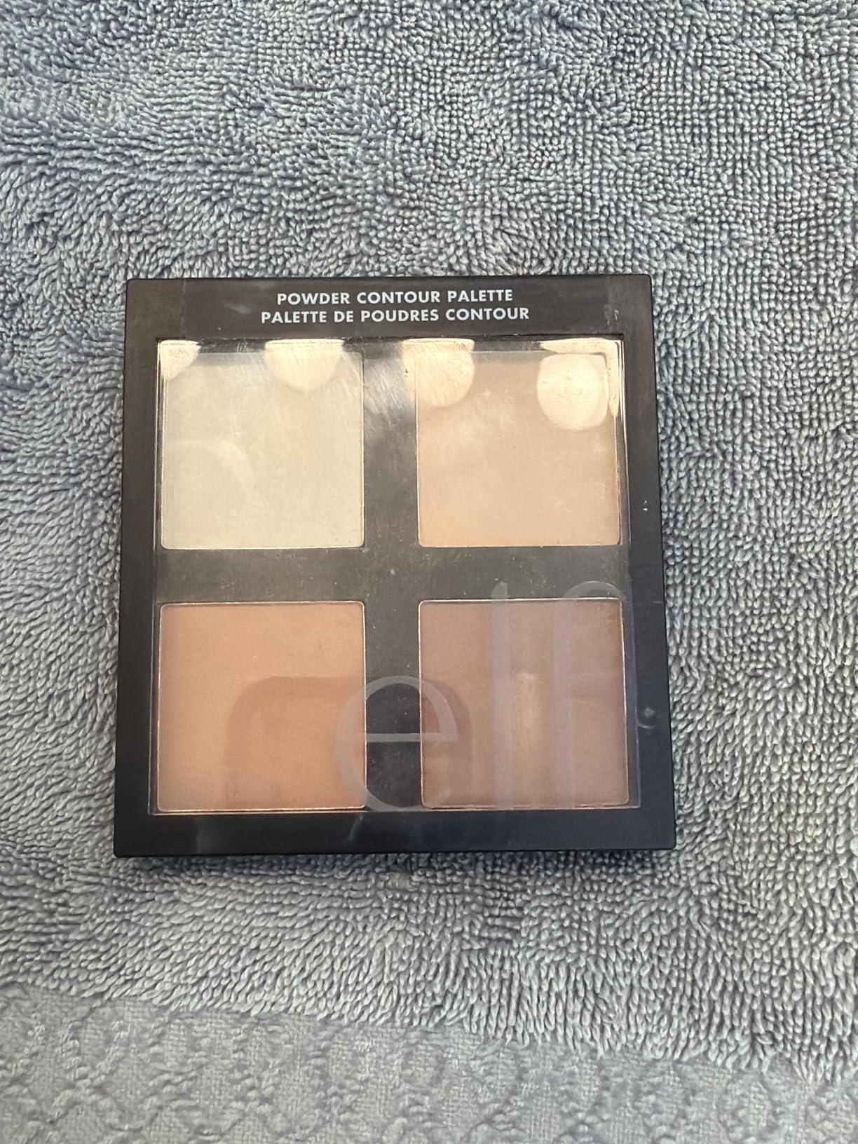 e.l.f. Contour Palette, 4 Shades, Customizable, Easy to Apply, Sculpts, Shades, Brightens, Light/Medium, Infused with Vitamin E, All-Day Wear, 0.56 Oz customer photo 1