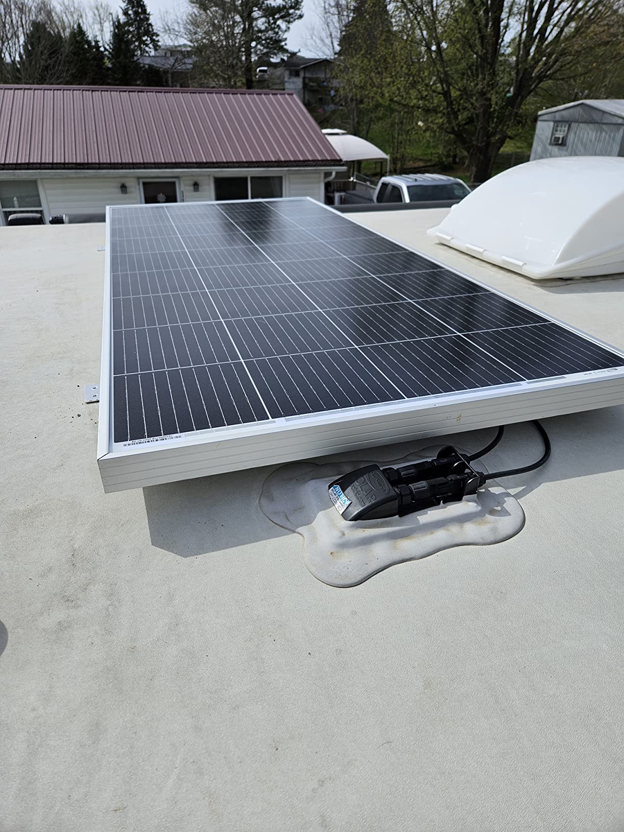 Go Power Overlander Charging Kit 200W - 12V Solar Panel Kit w/ 30-Amp Bluetooth PWM Controller, Expandable Up to 600W, Includes 2X 25ft Solar Output Cables (Male and Female) for RV & Dry Camping Use customer photo 1