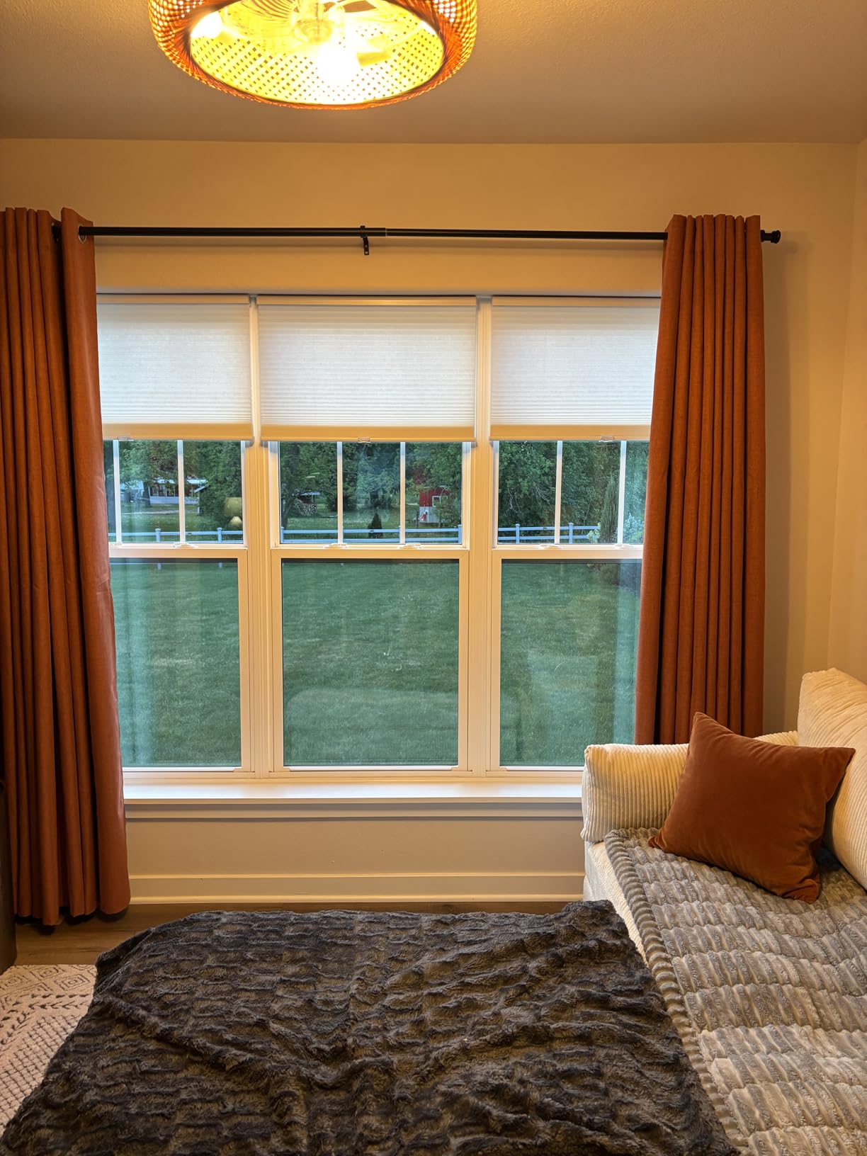 Yakamok Room Darkening Gray Blackout Curtains 84 Inch Long Light Blocking Thermal Insulated Window Treatment Grommet Drapes for Bedroom Living Room, 52W x 84L, Grey Curtains, 2 Panels customer photo 1