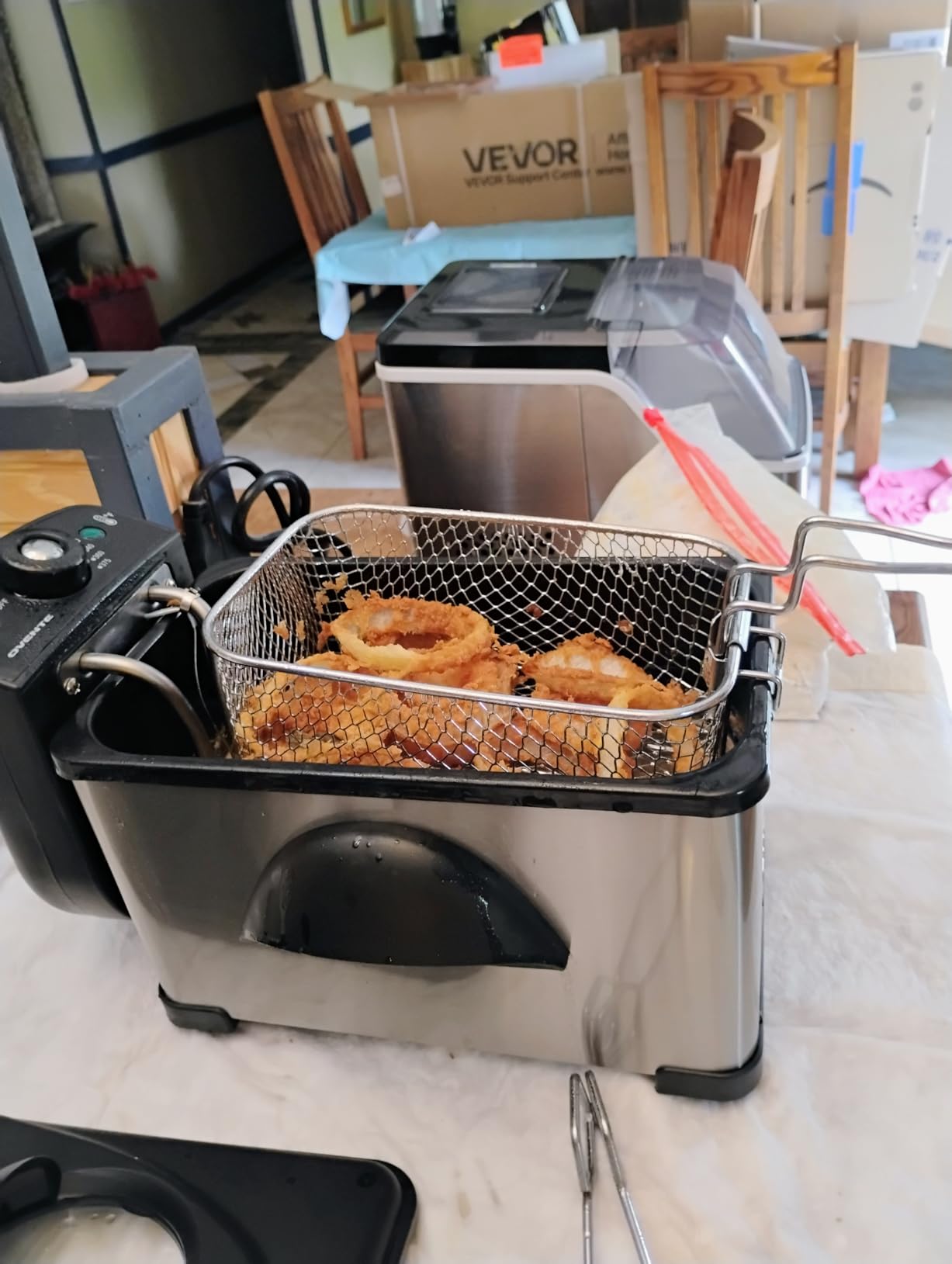 OVENTE Electric Deep Fryer 2 Liter Capacity, 1500 Watt Lid with Viewing Window and Odor Filter, Adjustable Temperature, Removable Frying Basket, Stainless Steel Body, Silver FDM2201BR customer photo 1