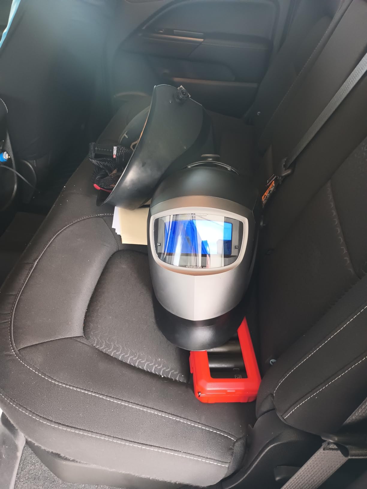 3M Speedglas Welding Helmet 9002NC with Natural Color Technology Auto Darkening Filter for MMAW TIG MIG Welding customer photo 2