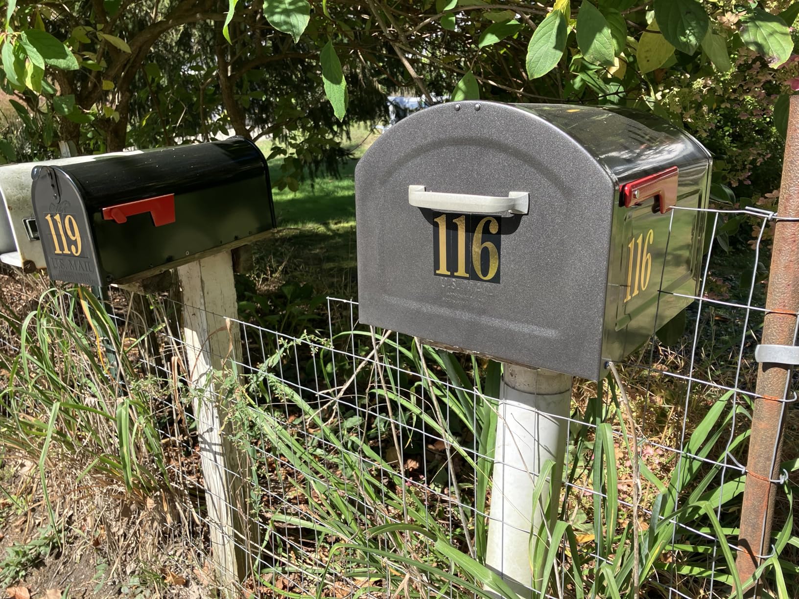 Architectural Mailboxes 950020B-10 Centennial Postmount Mailbox, XL, Black customer photo 1