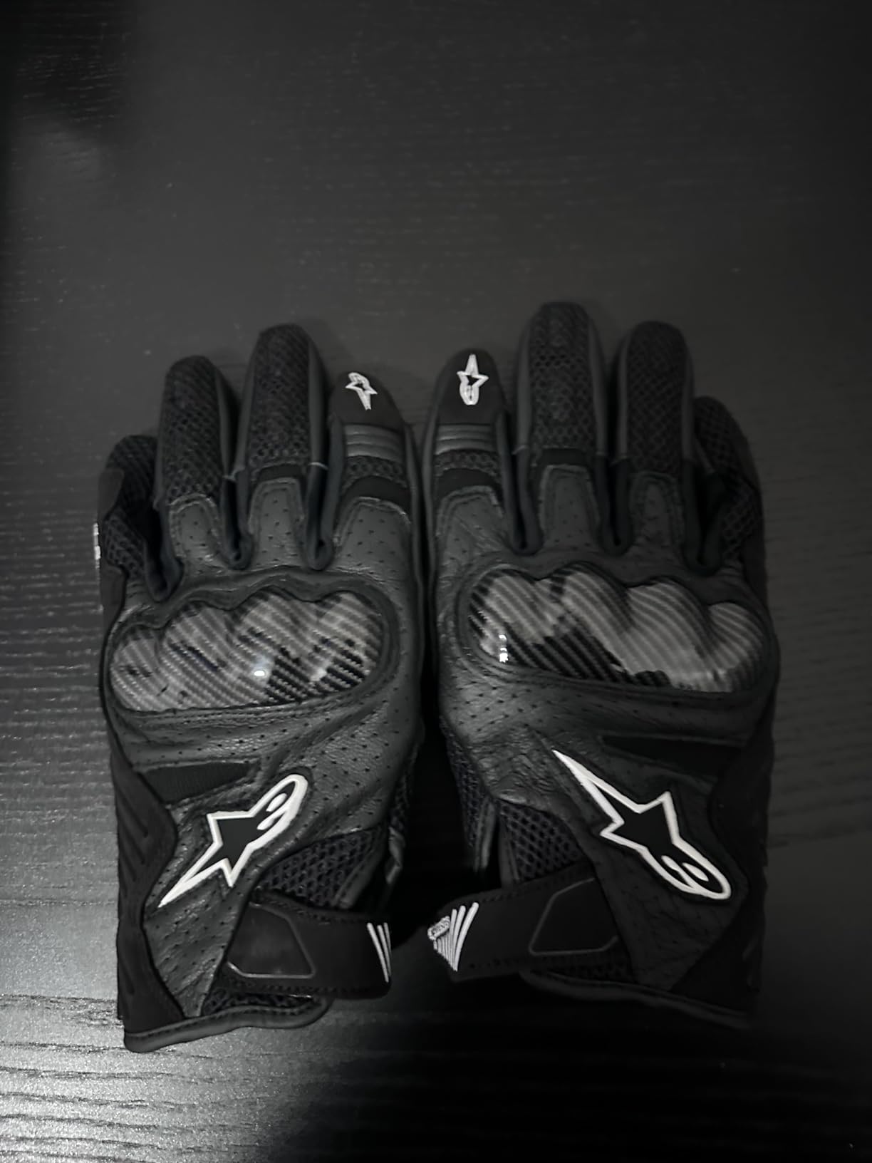 Alpinestars SMX 1 Air V2 Motorcycle Gloves Lightweight Ventilated Design Street Riding Comfort Enhanced Grip Protection customer photo 2