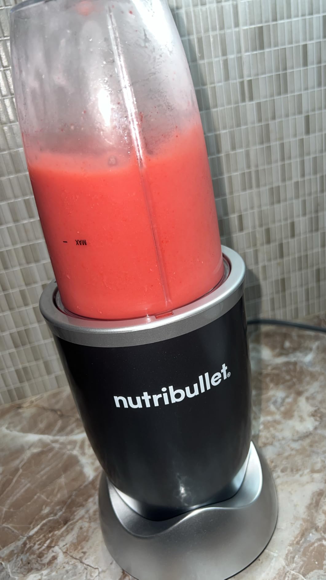 NutriBullet Personal Blender for Shakes, Smoothies, Food Prep, 24 Oz, 600 Watt (NBR-0601WM) customer photo 1