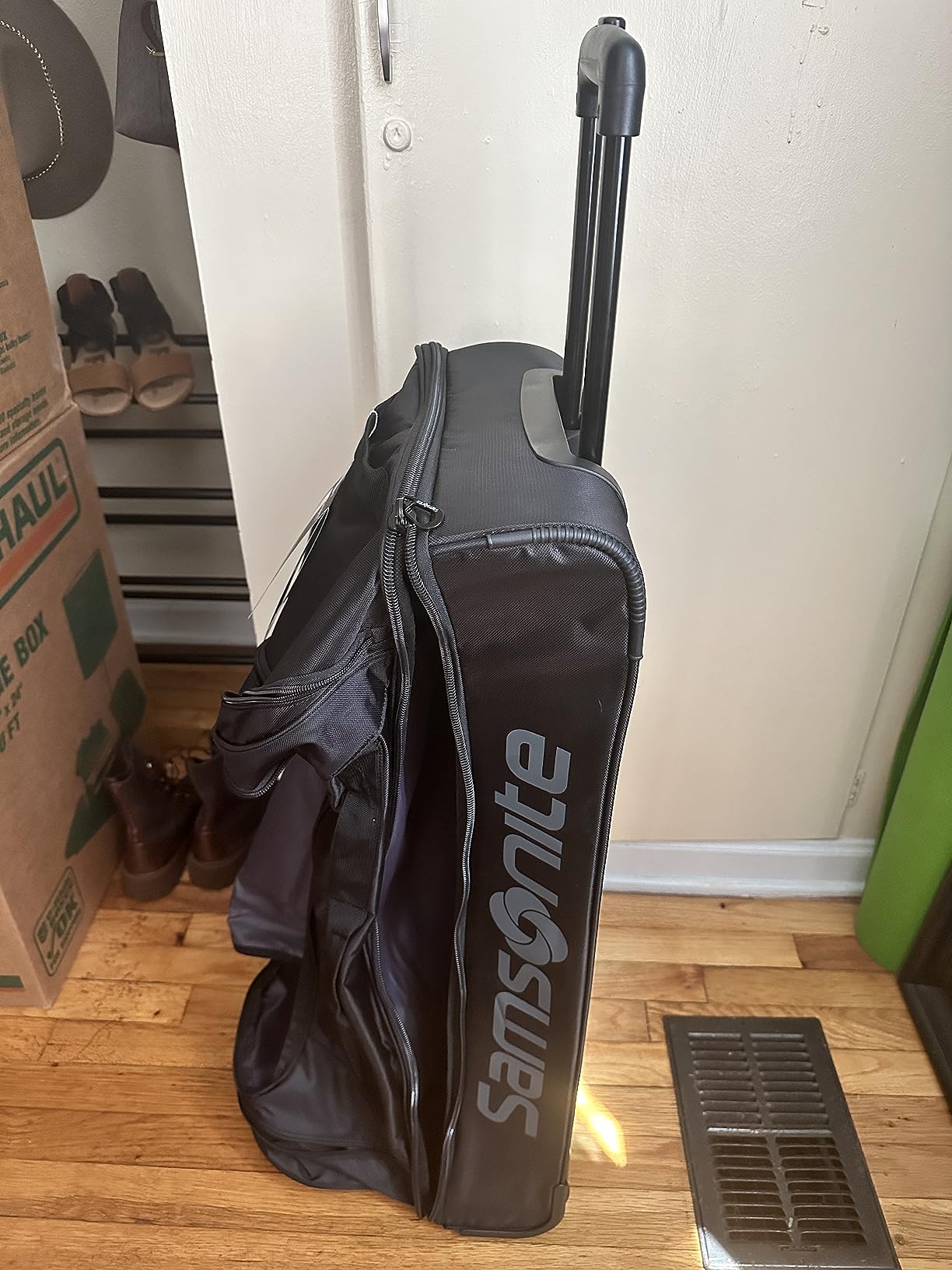 Samsonite Andante 2 Wheeled Duffel Bag - 32-Inch Durable Rolling Luggage with Inline Skate Wheels, Push-Button Handle & Spacious Compartments - Travel-Friendly and Lightweight - All Black customer photo 2