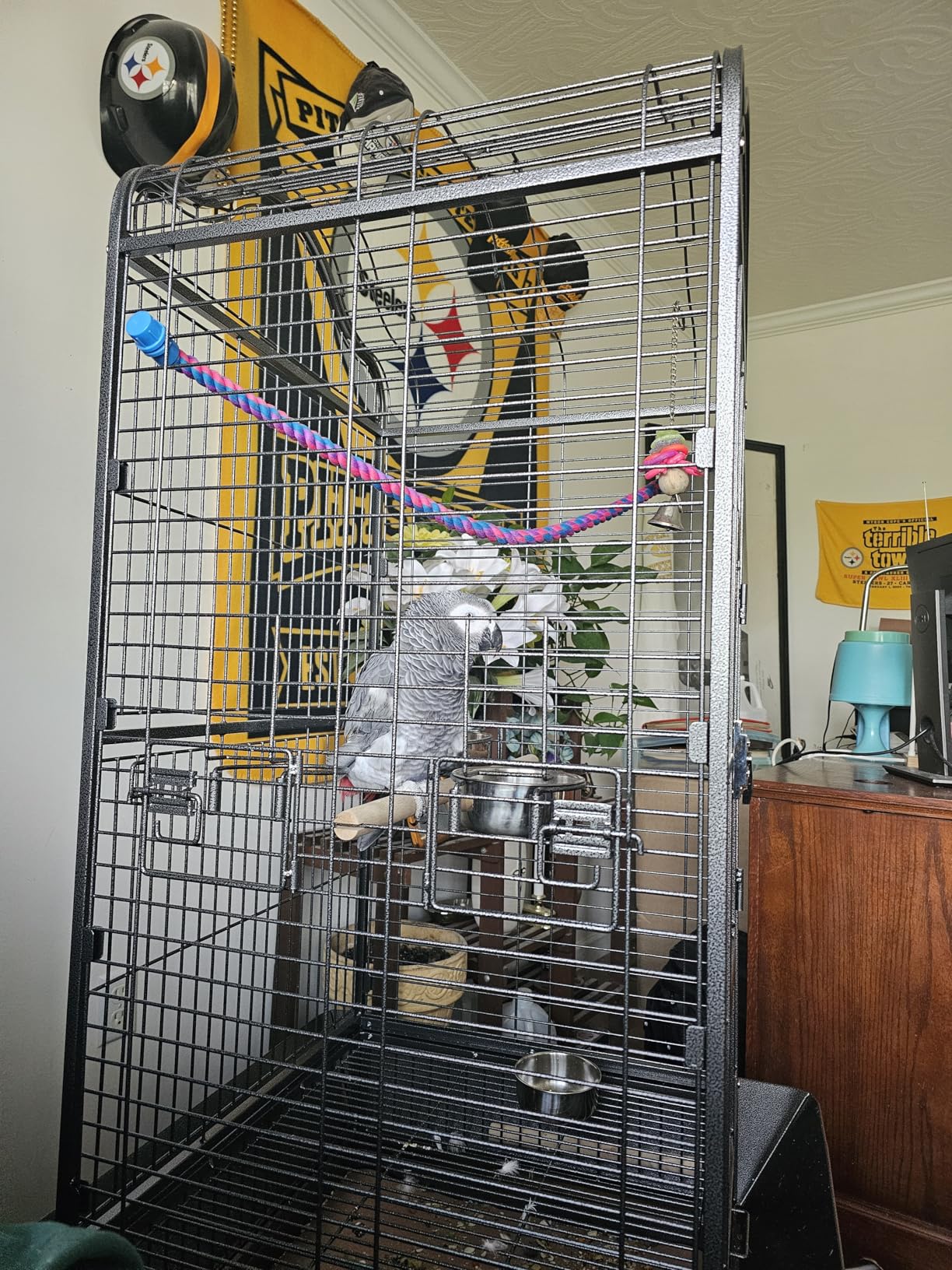 Yaheetech Extra Large Bird Cage 63'' Open Play Top Bird Cage for African Grey Parrots/Amazon Parrot/Caiques/Macaw with 360 Degree Wheels customer photo 2