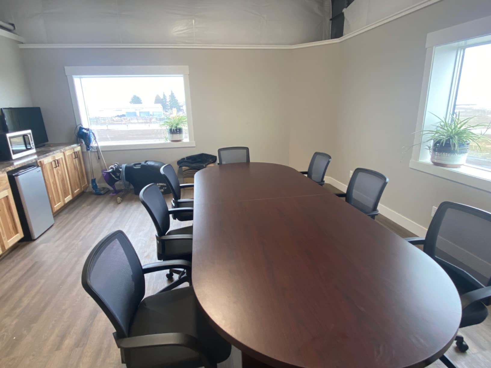 GOF 6FT, 8FT, 10FT Conference Table & Chairs (G10900B) Set, Dark Cherry, Espresso, Artisan Grey, Mahogany, Walnut (10FT with 8 Chairs, Espresso) customer photo 1
