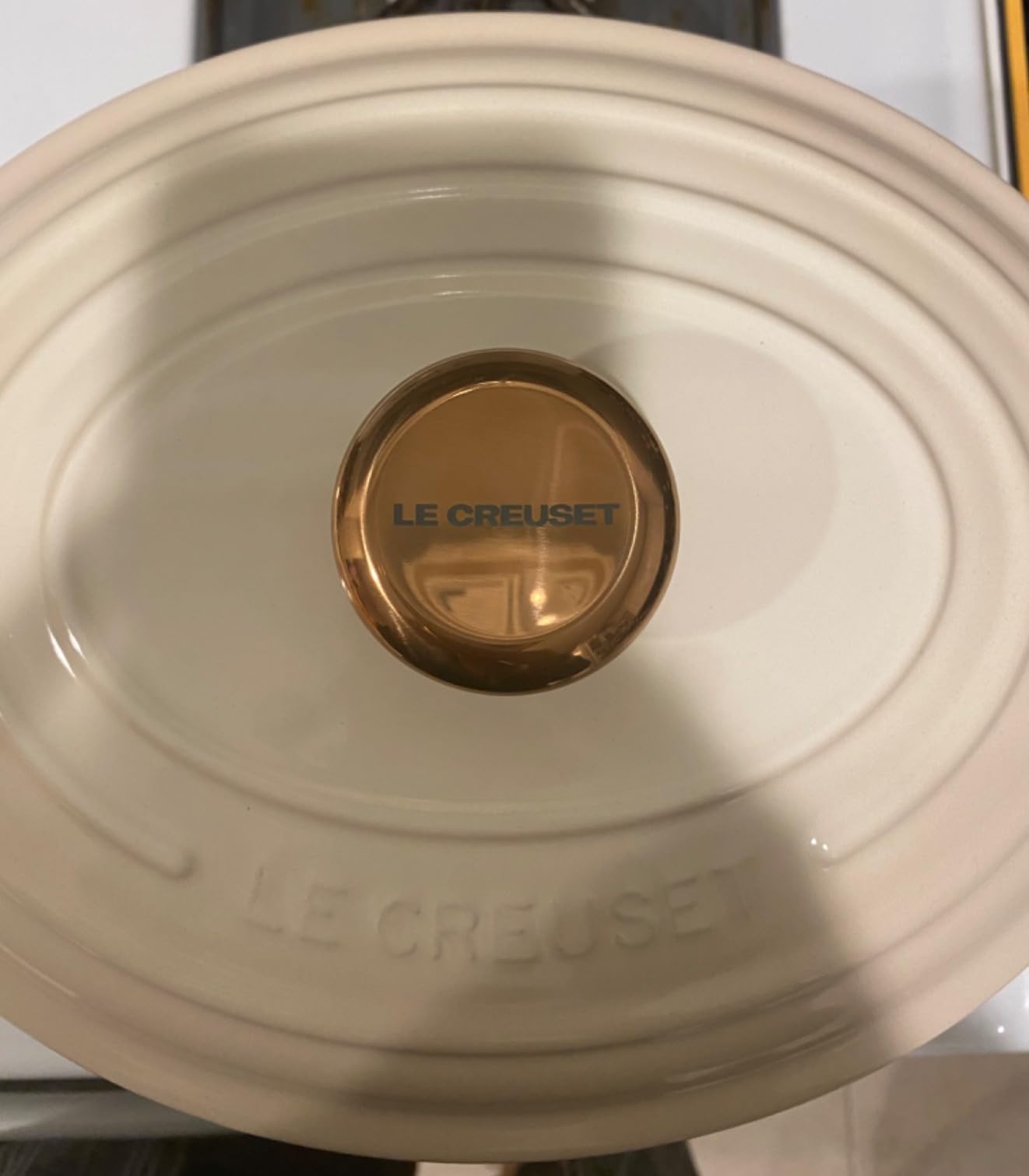 Le Creuset Enameled Cast Iron Signature Oval Dutch Oven, 6.75 qt., Meringue customer photo 1