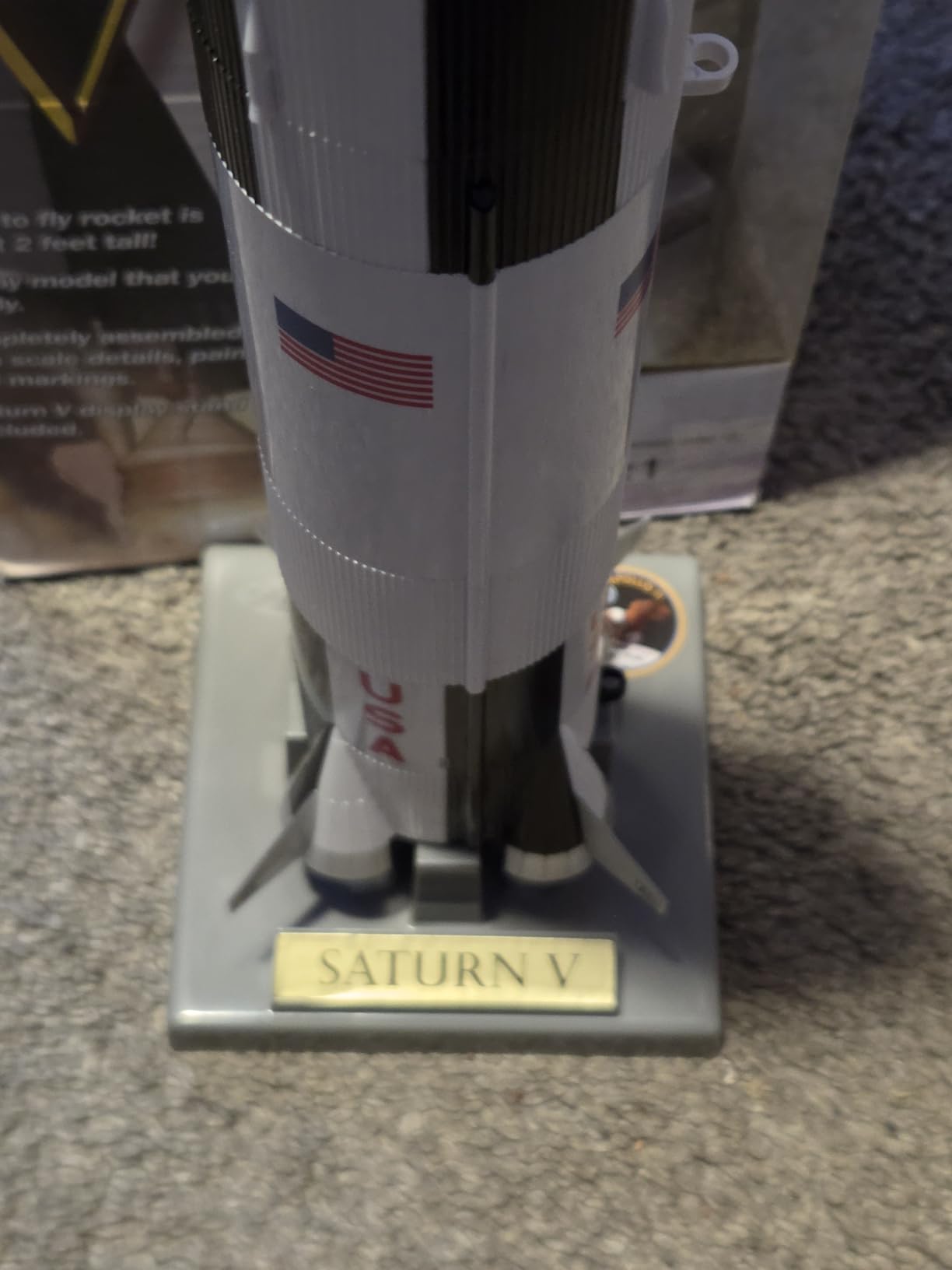 Estes Saturn V 1:200 Scale Rocket-Building Kit, Advanced Flying-Rocket-Model Kit for Ages 10+ customer photo 2