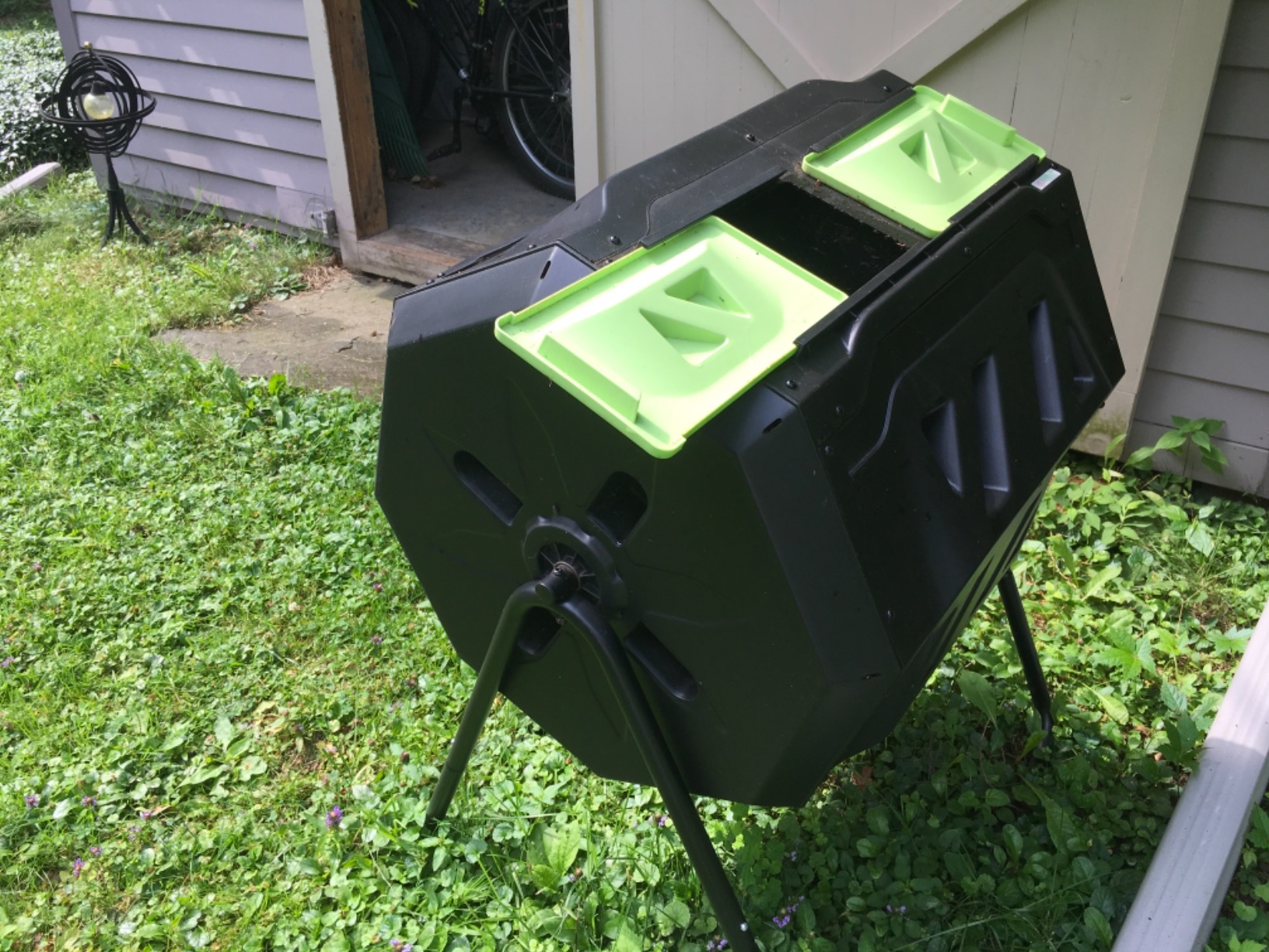 SQUEEZE master Compost Bin 43 Gallon Outdoor Tumbler composters Garden Tumbling or Rotating Compost Green Door customer photo 1