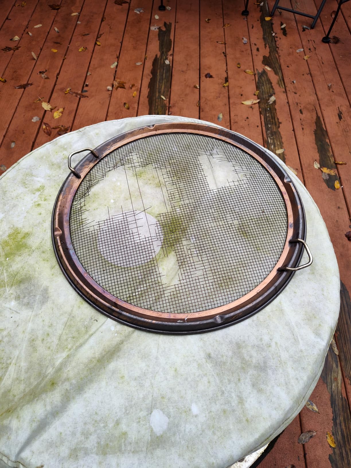 Solo Stove Bonfire Shield - Durable Stainless Steel Spark Protector Mesh Screen for Fire Pits, Keeps Pops and Hot Embers Contained for Safe Outdoor Fires, Includes Shield Removal Tools customer photo 2